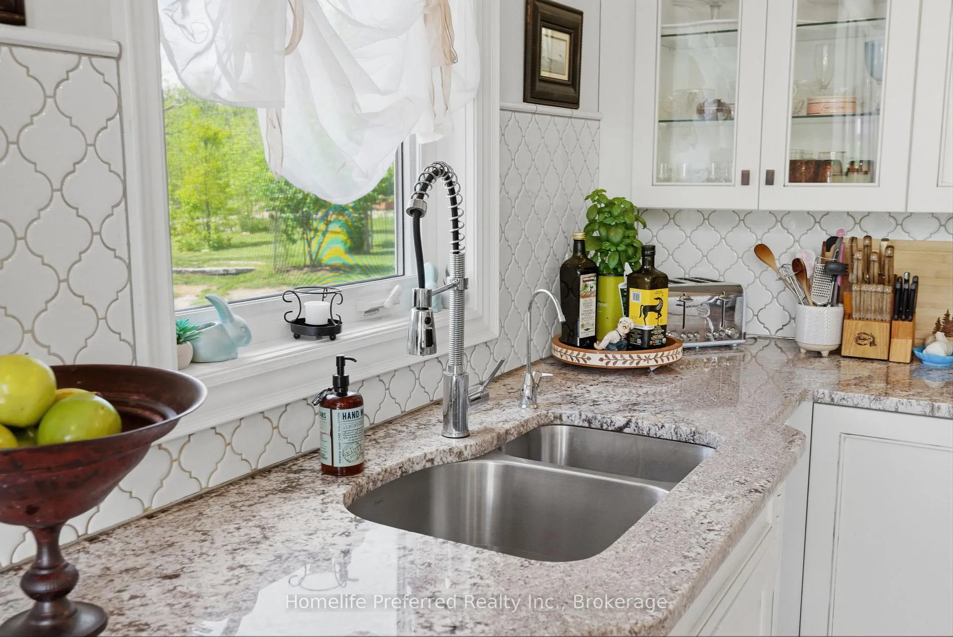 Photo 11 of 6070 28 Highway, North Kawartha — HOMEH