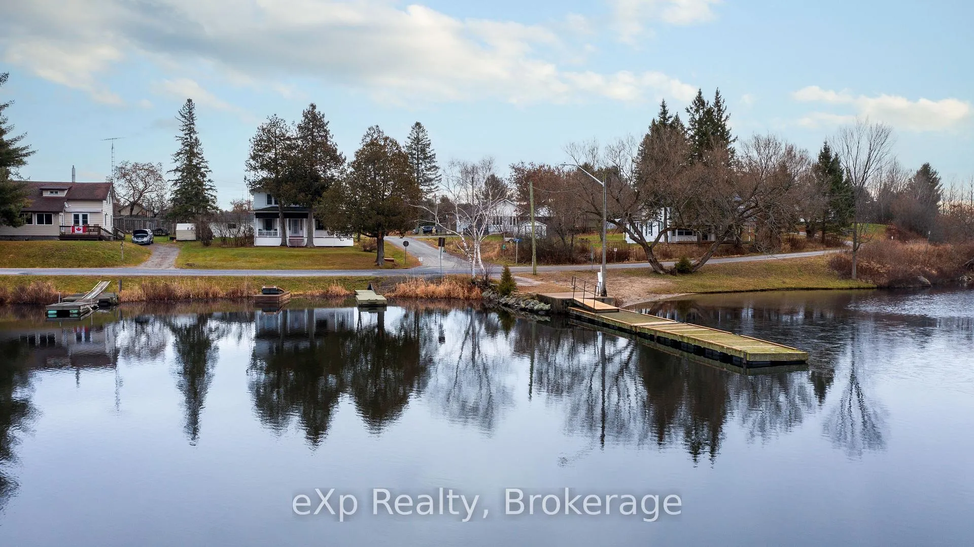 Photo 36 of 2 Henry Street, McKellar — HOMEH