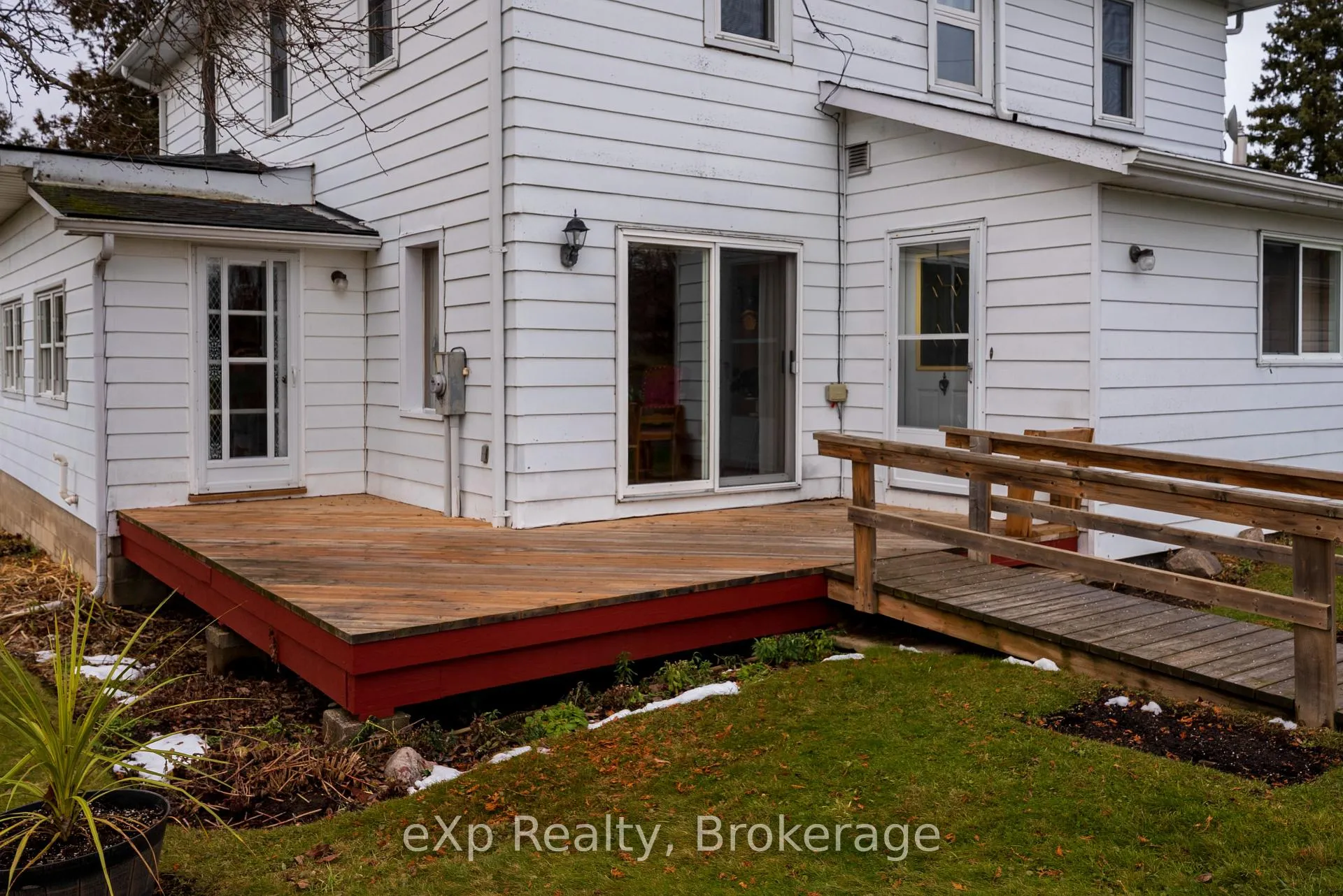 Photo 42 of 2 Henry Street, McKellar — HOMEH