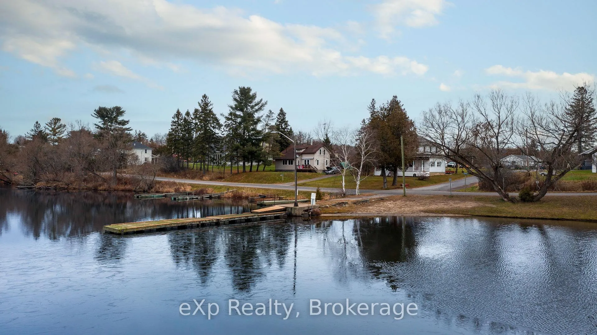 Photo 46 of 2 Henry Street, McKellar — HOMEH