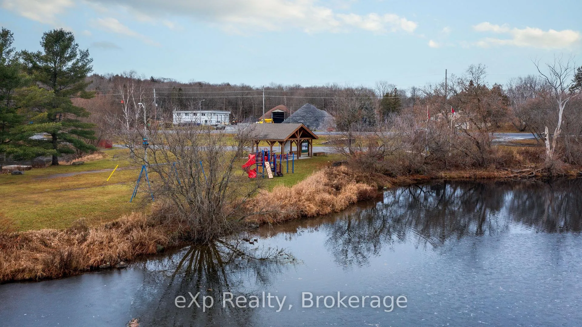 Photo 50 of 2 Henry Street, McKellar — HOMEH