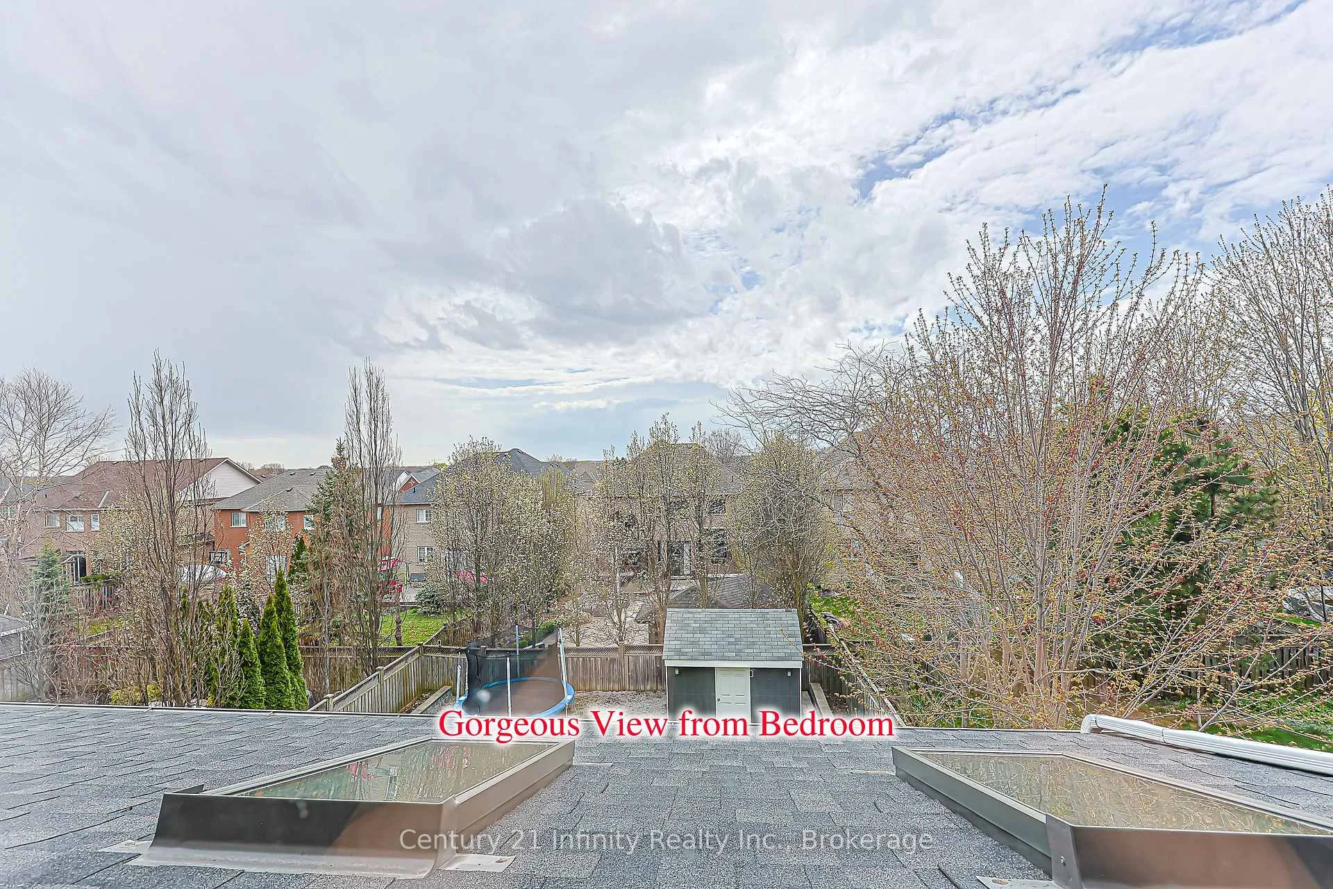 Photo 32 of 59 Splendor Drive, Whitby, Williamsburg — HOMEH