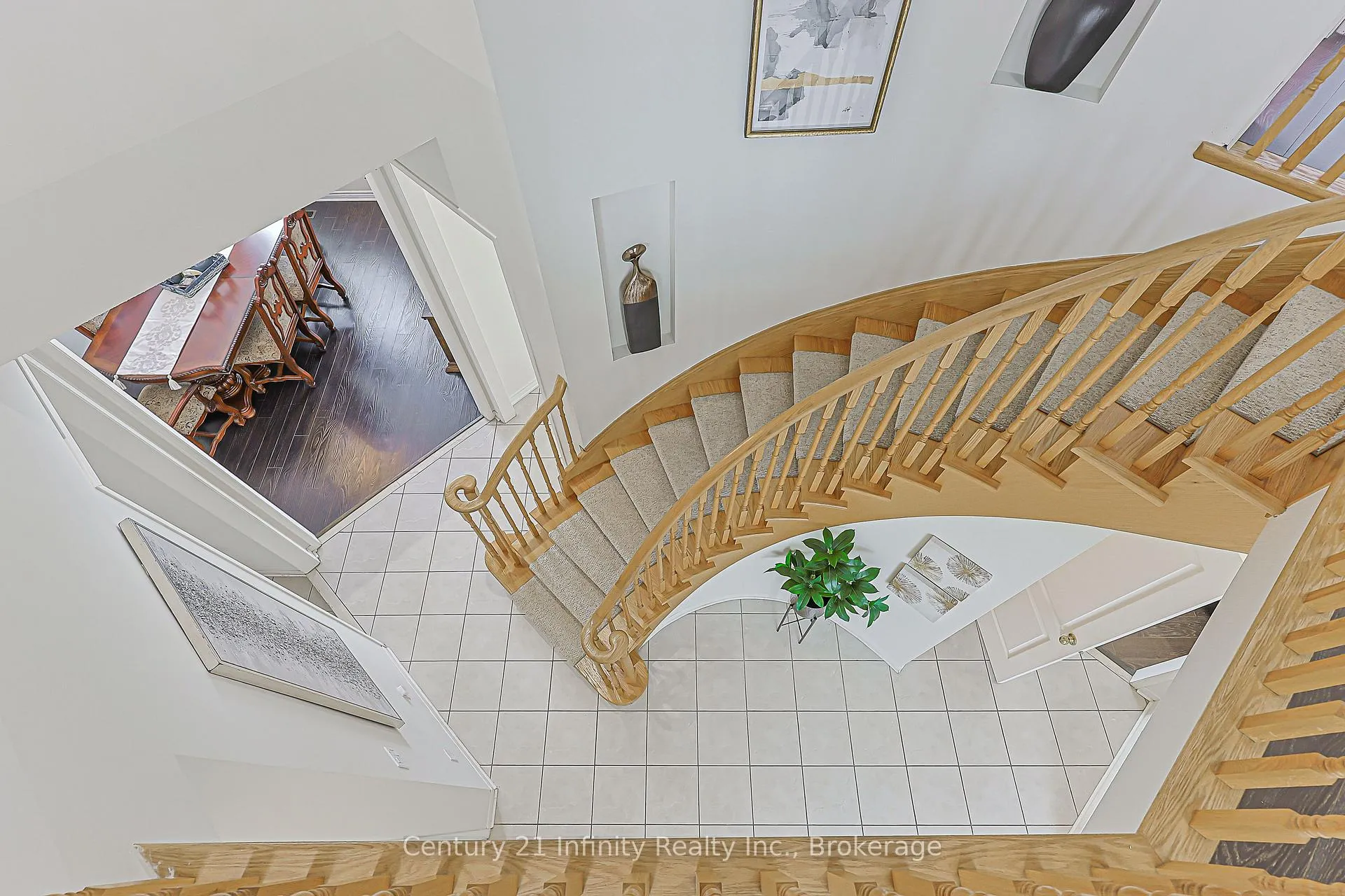Photo 35 of 59 Splendor Drive, Whitby, Williamsburg — HOMEH