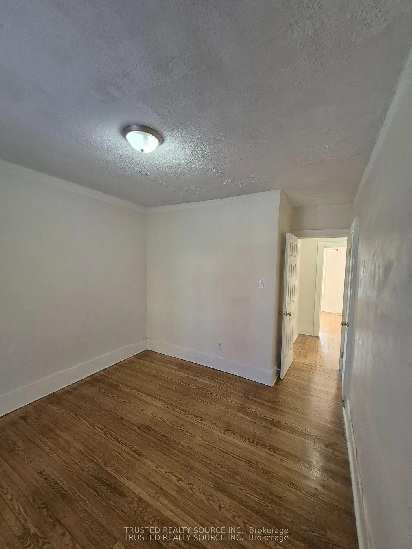 Photo 16 of Unit #3, 1614 Ontario Street, Windsor — HOMEH