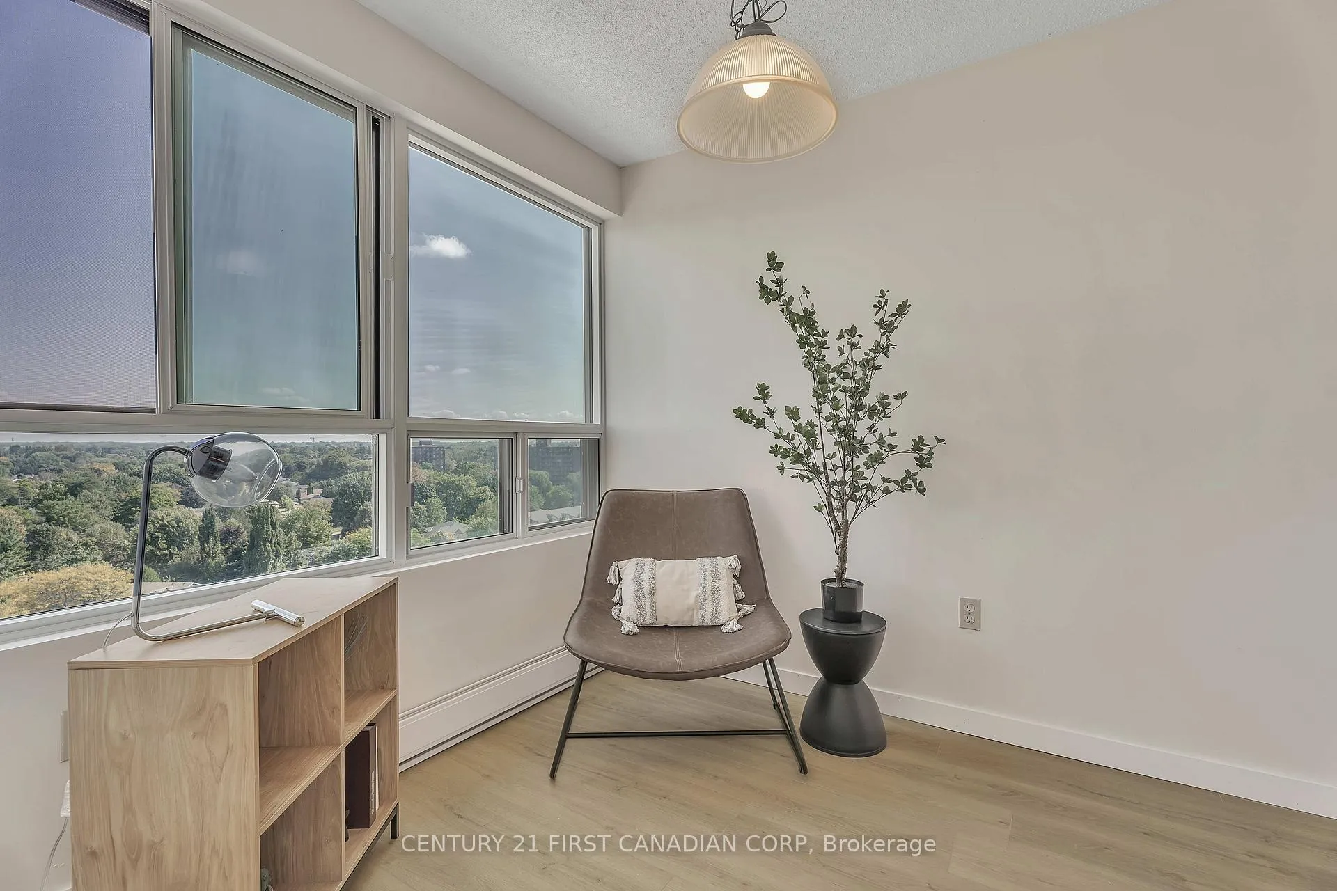 Photo 12 of Unit 1010, 600 Grenfell Drive, London, North C — HOMEH