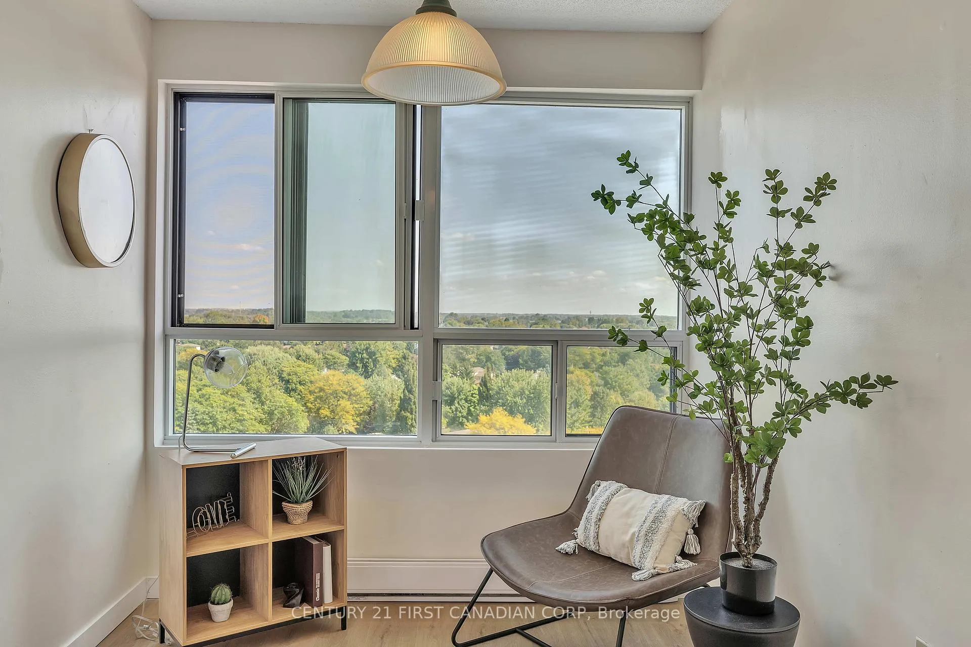 Photo 14 of Unit 1010, 600 Grenfell Drive, London, North C — HOMEH