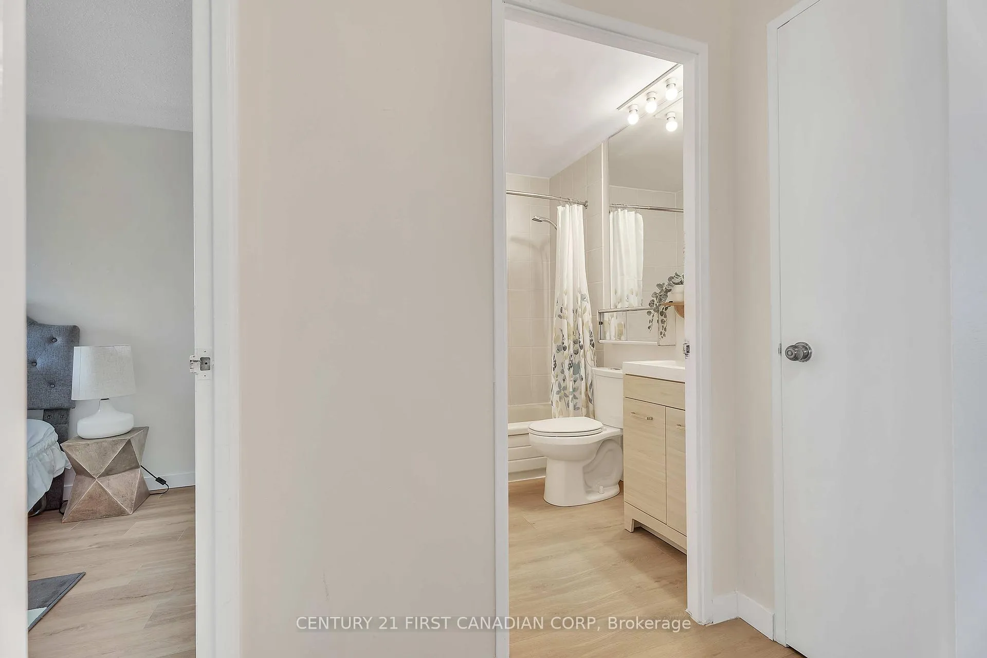Photo 21 of Unit 1010, 600 Grenfell Drive, London, North C — HOMEH