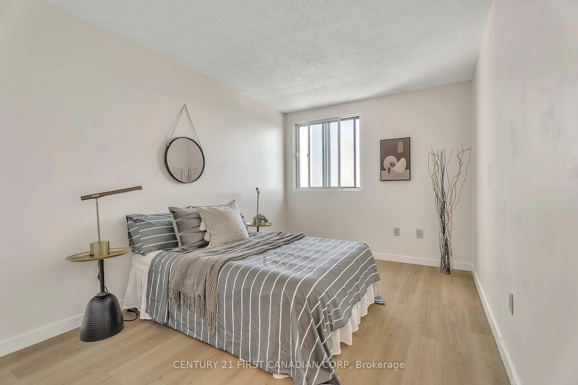 Photo 25 of Unit 1010, 600 Grenfell Drive, London, North C — HOMEH