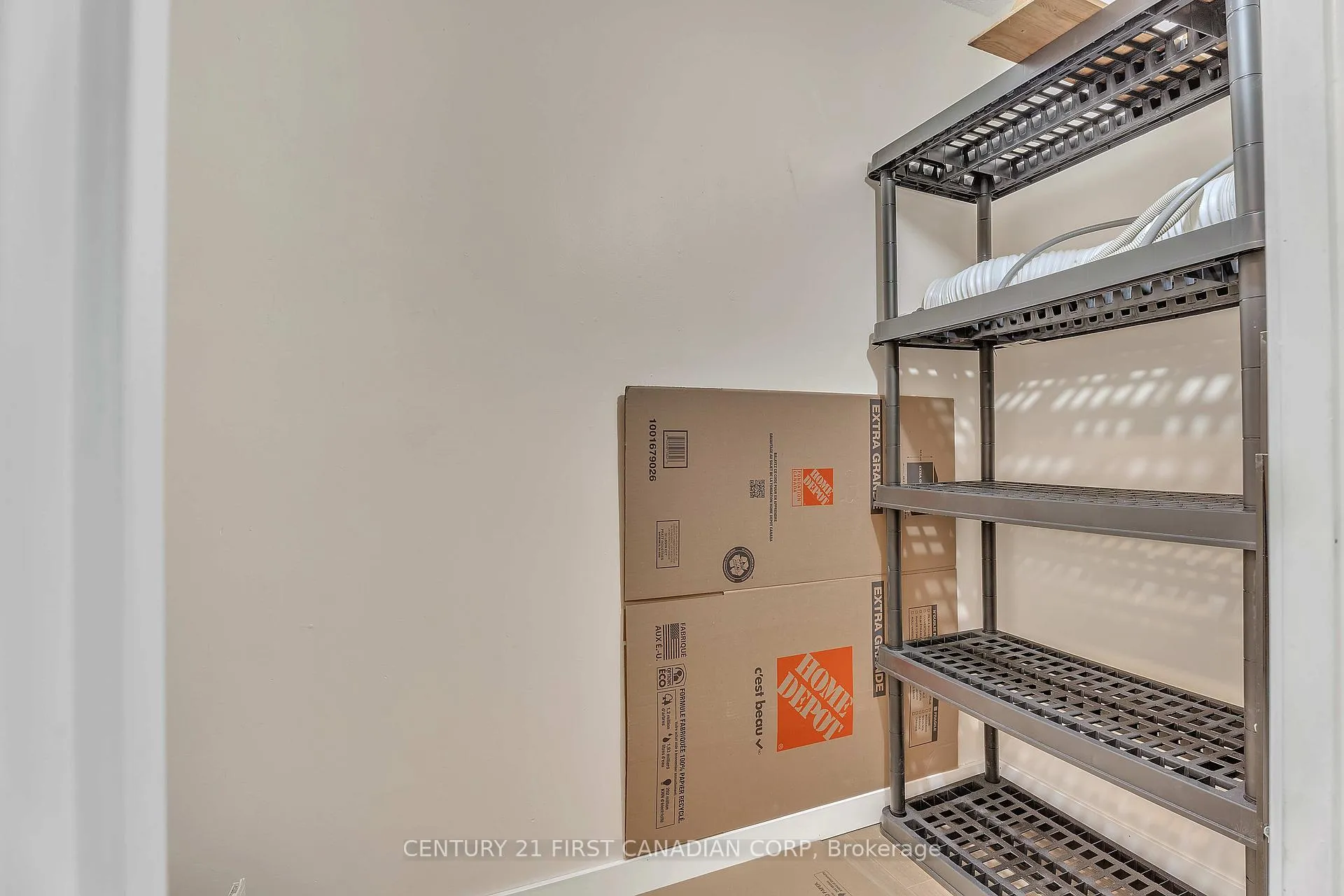 Photo 27 of Unit 1010, 600 Grenfell Drive, London, North C — HOMEH