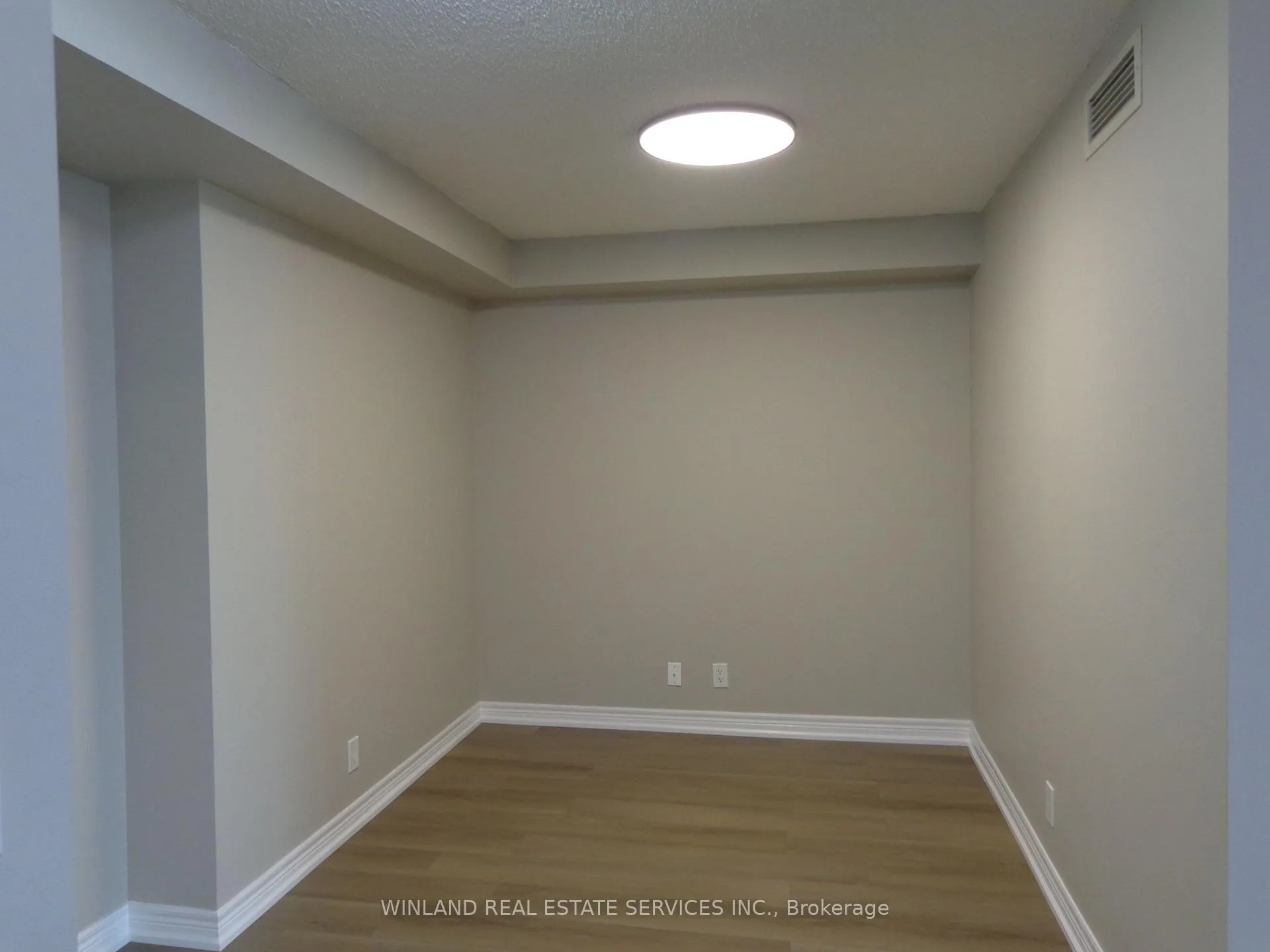 Photo 8 of Unit 1106, 33 Cox Boulevard, Markham, Buttonville — HOMEH