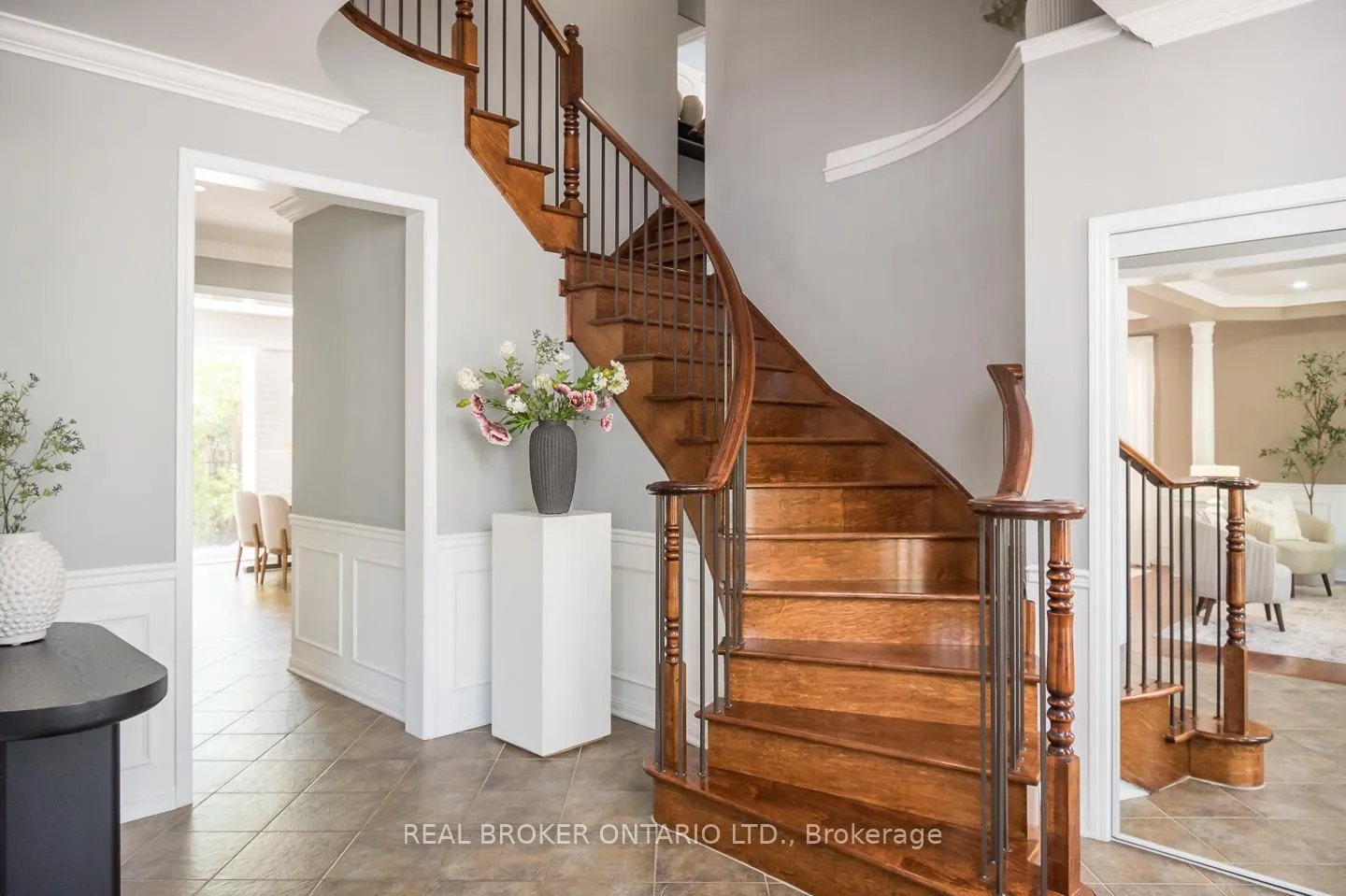 Photo 11 of 727 Maddocks Trail, Milton, Coates — HOMEH