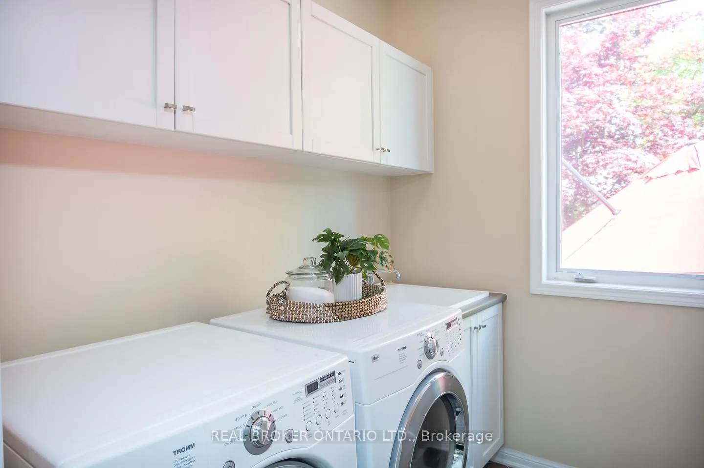 Photo 13 of 727 Maddocks Trail, Milton, Coates — HOMEH