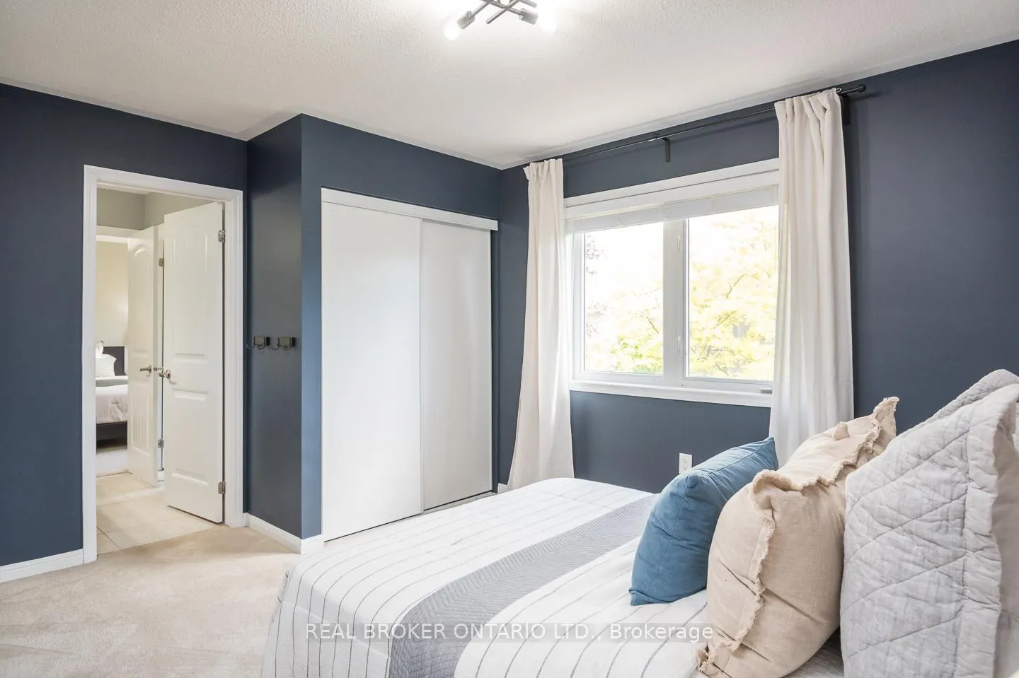 Photo 30 of 727 Maddocks Trail, Milton, Coates — HOMEH