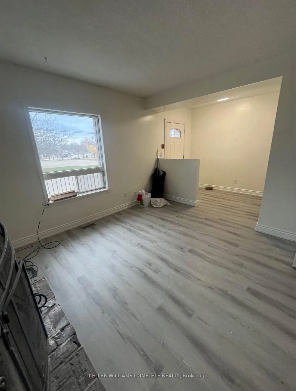 Photo 8 of Unit 2, 4687 First Avenue, Niagara Falls, Cherrywood — HOMEH