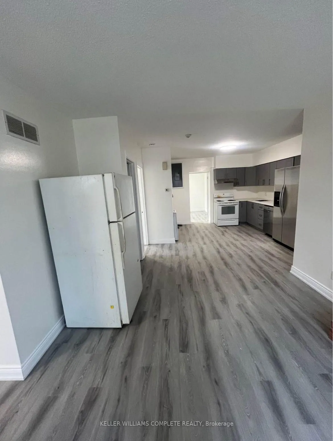 Photo 9 of Unit 2, 4687 First Avenue, Niagara Falls, Cherrywood — HOMEH