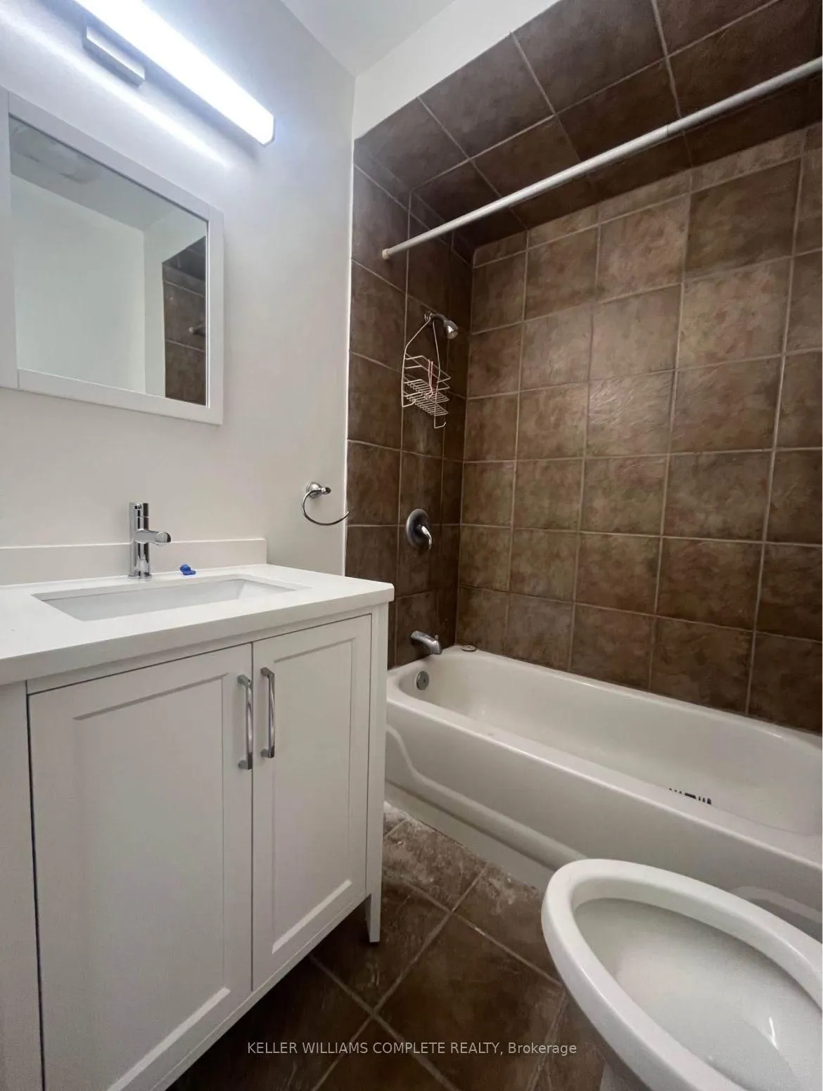 Photo 10 of Unit 2, 4687 First Avenue, Niagara Falls, Cherrywood — HOMEH