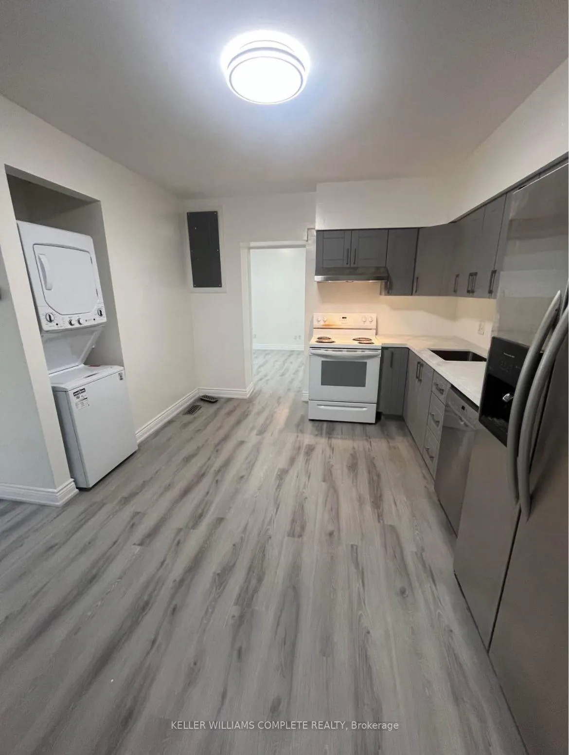Photo 13 of Unit 2, 4687 First Avenue, Niagara Falls, Cherrywood — HOMEH