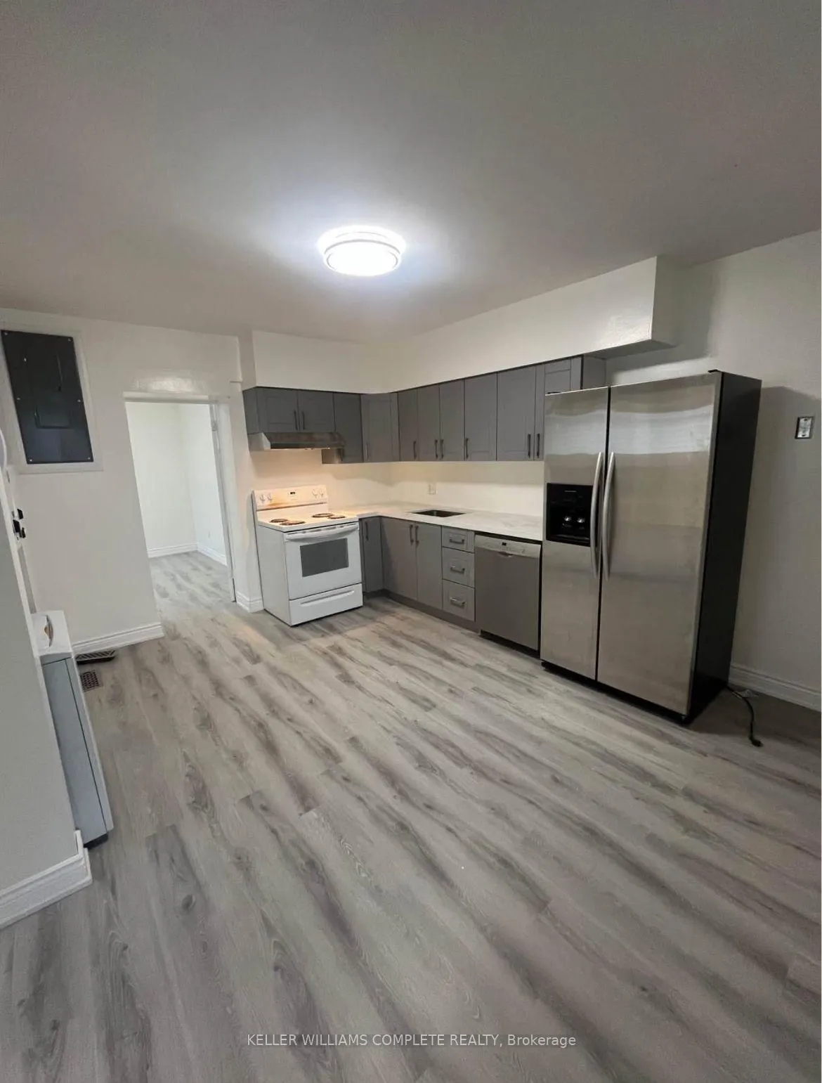 Photo 14 of Unit 2, 4687 First Avenue, Niagara Falls, Cherrywood — HOMEH