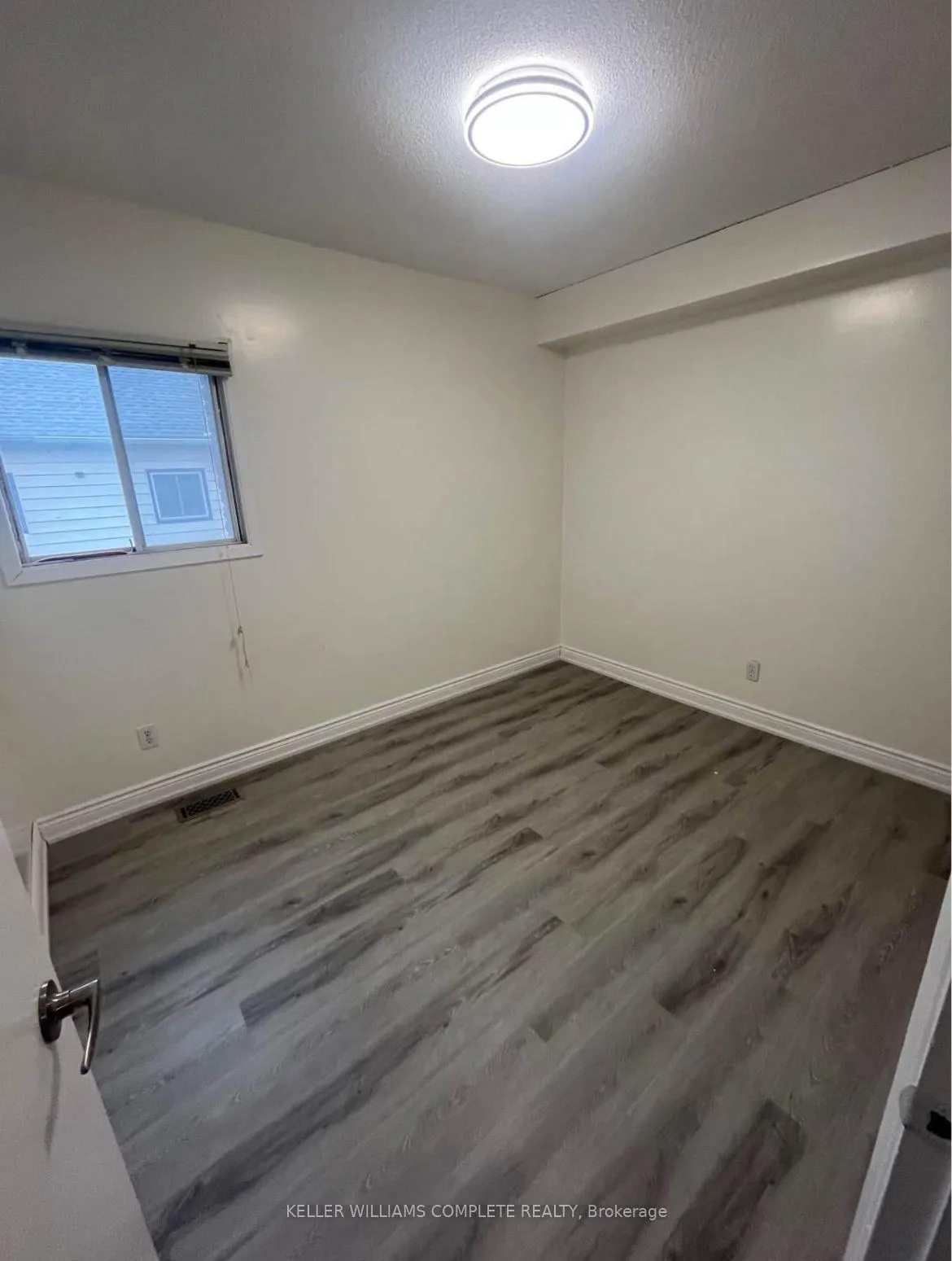 Photo 16 of Unit 2, 4687 First Avenue, Niagara Falls, Cherrywood — HOMEH