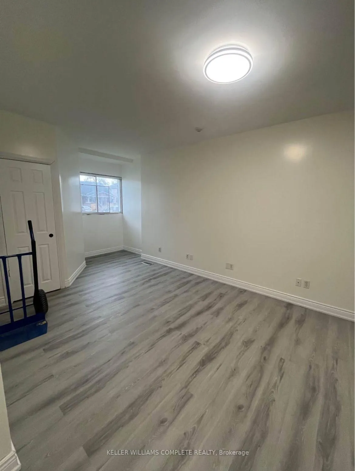 Photo 18 of Unit 2, 4687 First Avenue, Niagara Falls, Cherrywood — HOMEH