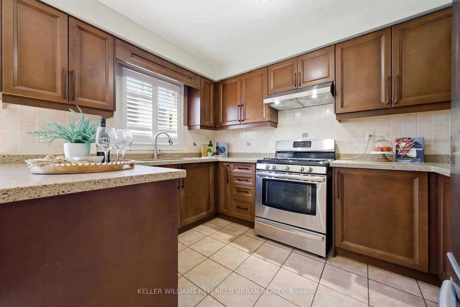 Photo 7 of 25 Shadyridge Road, Brampton, Bram East — HOMEH