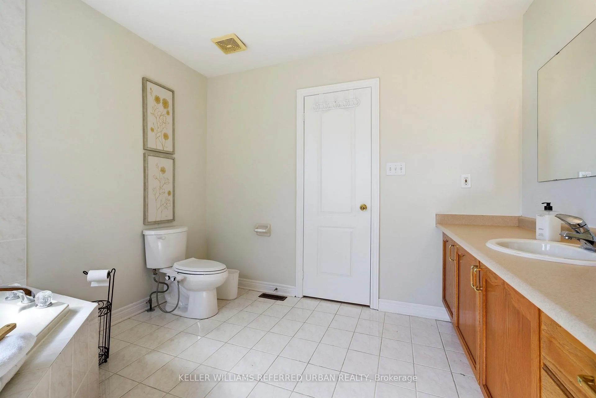 Photo 23 of 25 Shadyridge Road, Brampton, Bram East — HOMEH