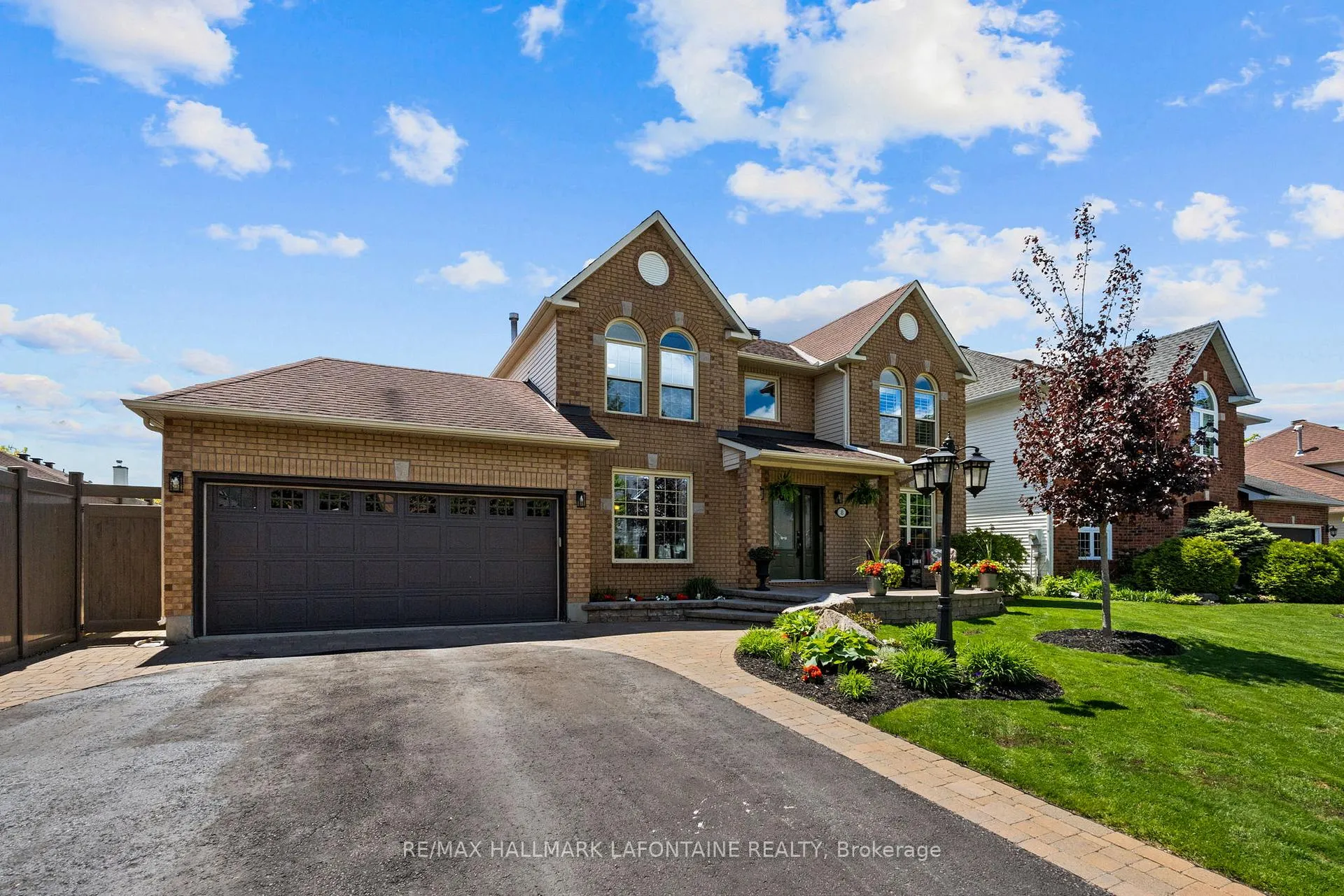 Photo 2 of 8 Steventon Crescent, Ottawa, Stittsville (Central) — HOMEH