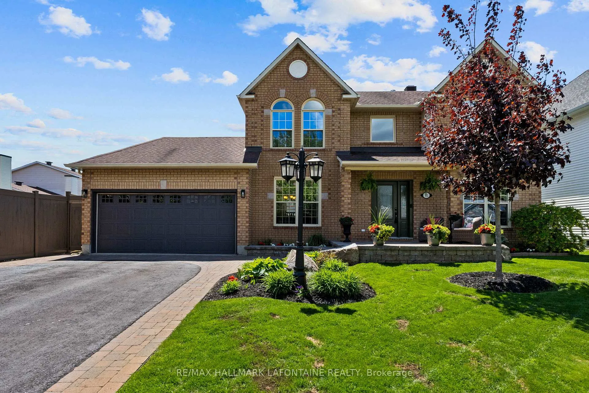 Photo 3 of 8 Steventon Crescent, Ottawa, Stittsville (Central) — HOMEH