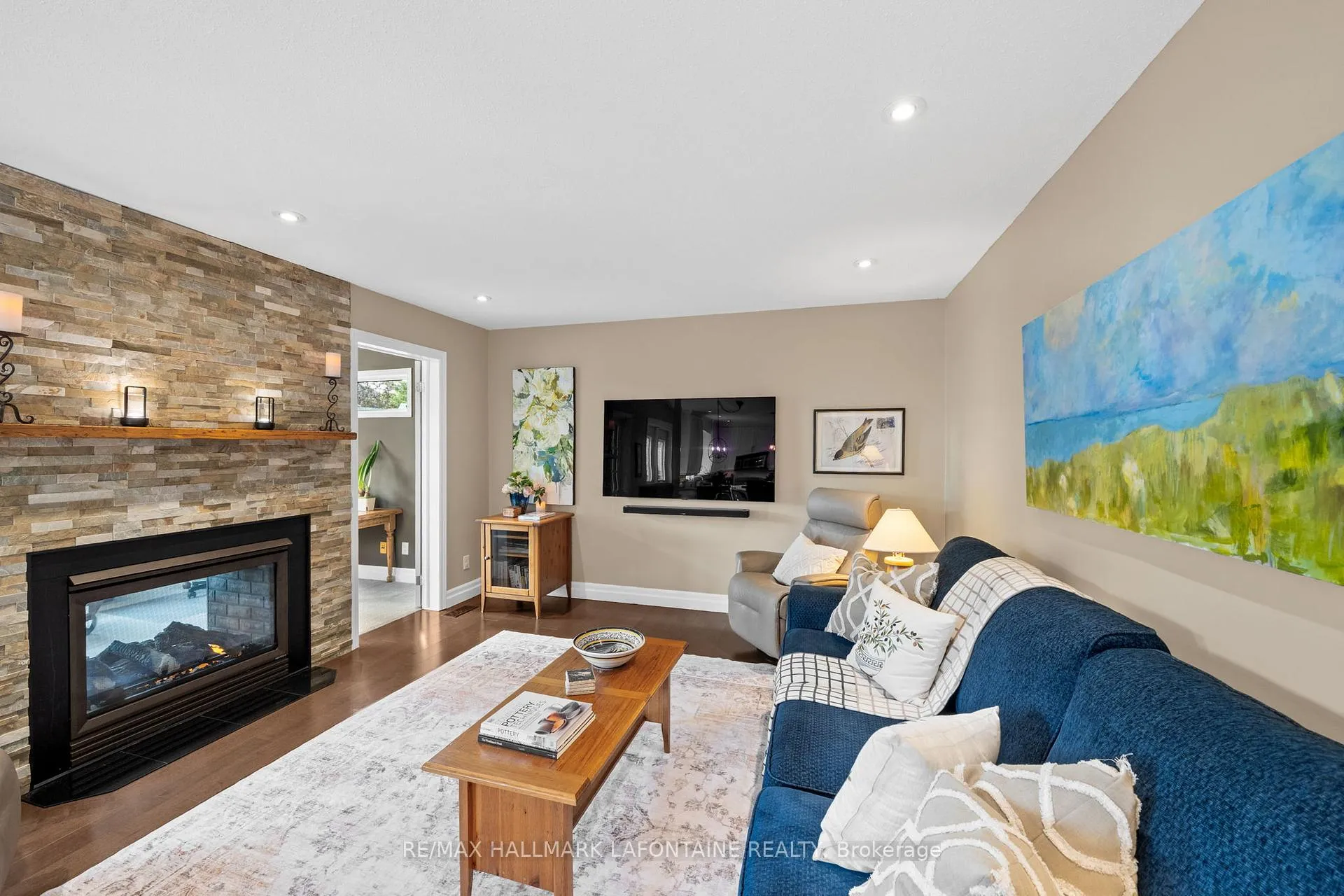 Photo 18 of 8 Steventon Crescent, Ottawa, Stittsville (Central) — HOMEH