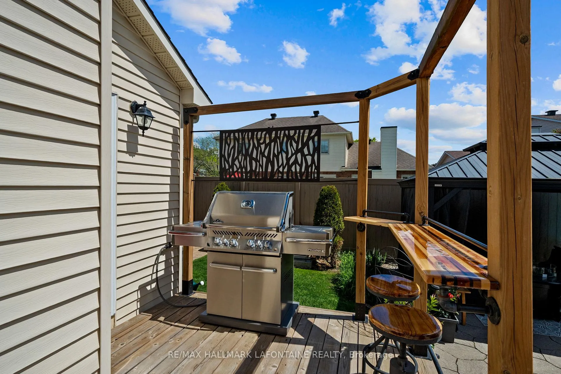 Photo 40 of 8 Steventon Crescent, Ottawa, Stittsville (Central) — HOMEH