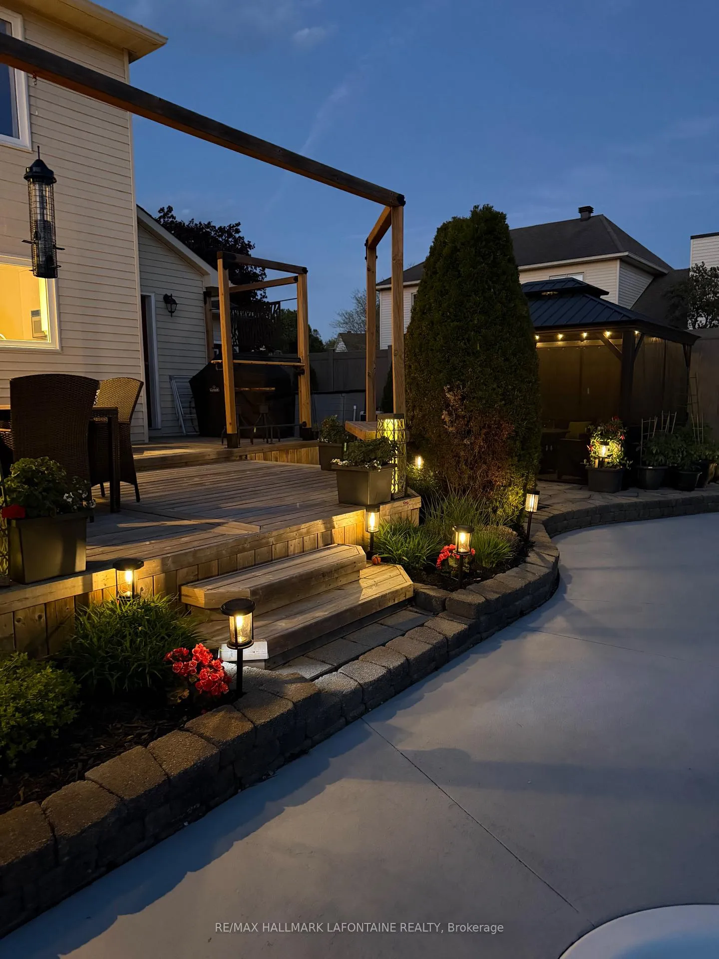 Photo 46 of 8 Steventon Crescent, Ottawa, Stittsville (Central) — HOMEH