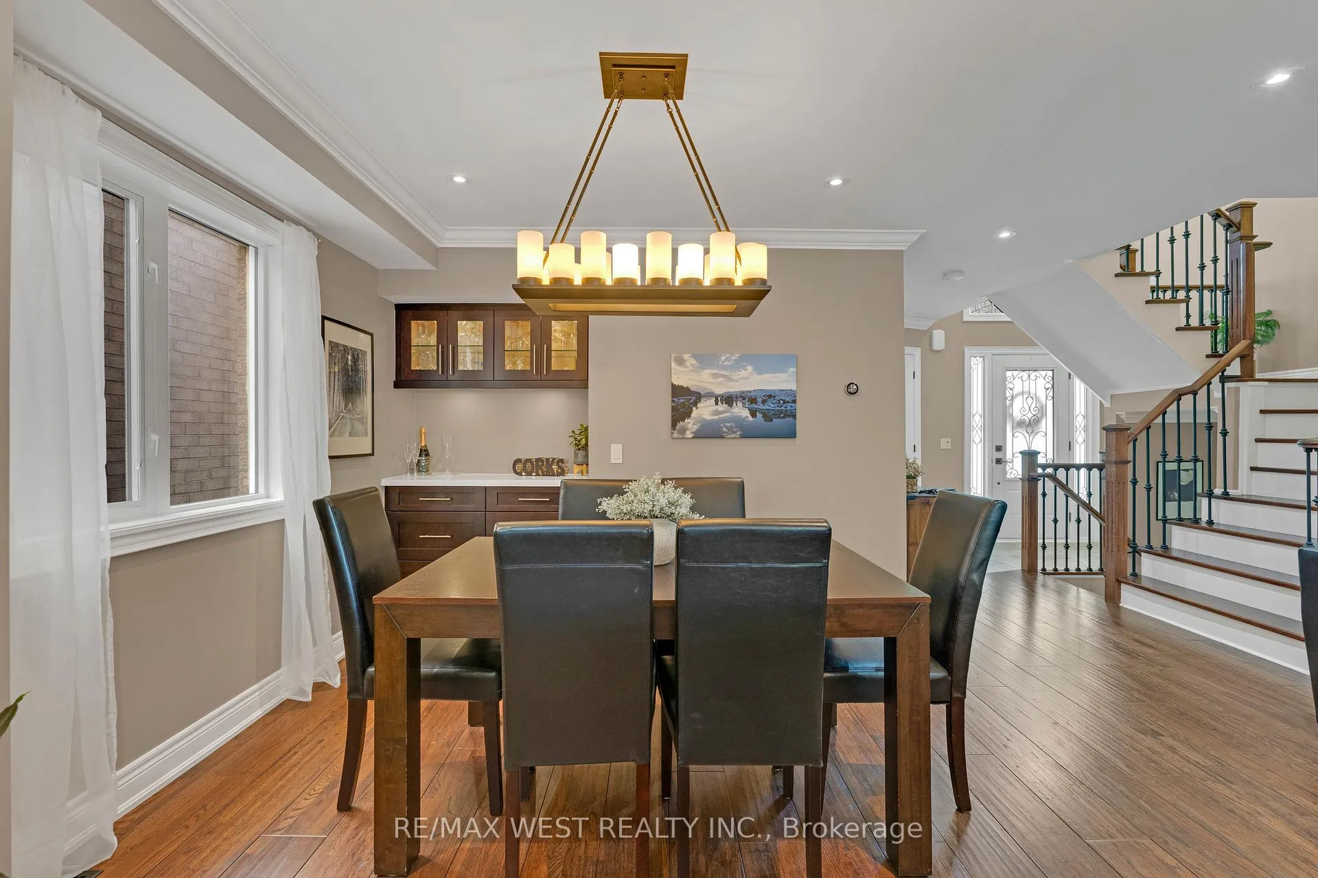 Photo 5 of 34 Crestridge Drive, Caledon, Bolton North — HOMEH
