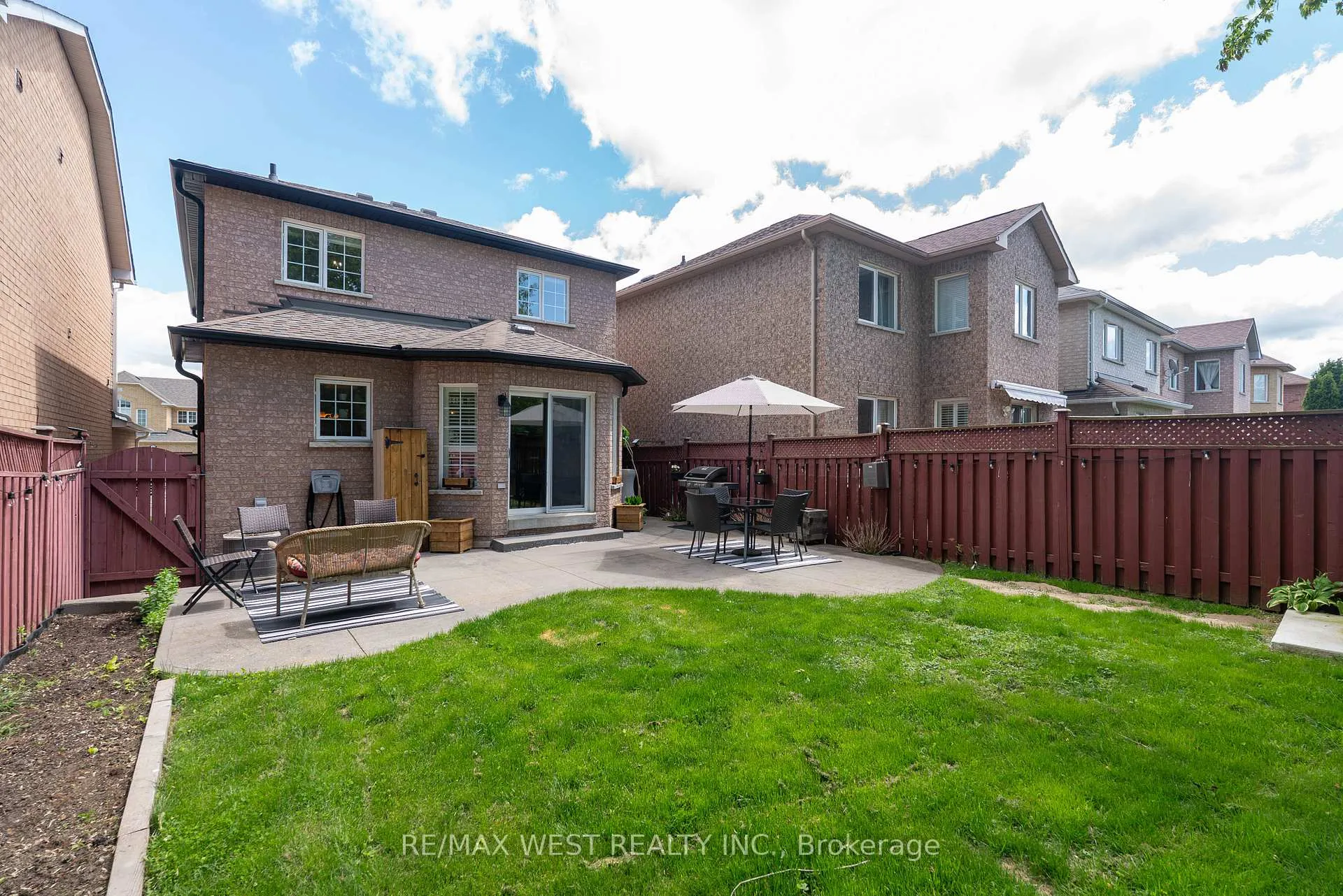 Photo 18 of 34 Crestridge Drive, Caledon, Bolton North — HOMEH