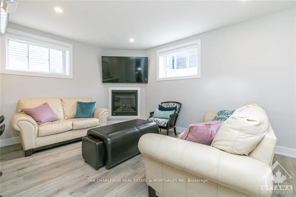 Photo 14 of Unit C, 846 Rockson Crescent, Ottawa, Stittsville (South) — HOMEH