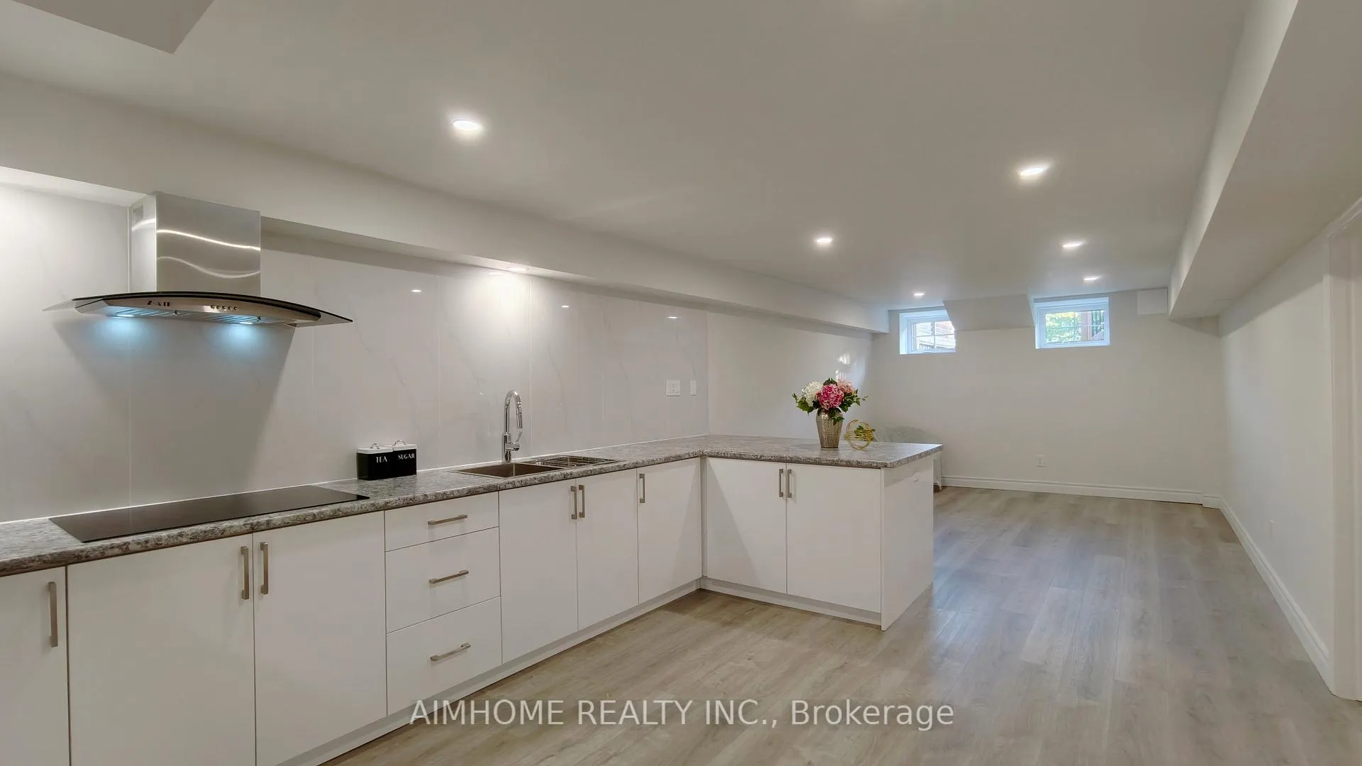 Photo 20 of 44 Courting House Place, Georgina, Sutton & Jackson's Point — HOMEH