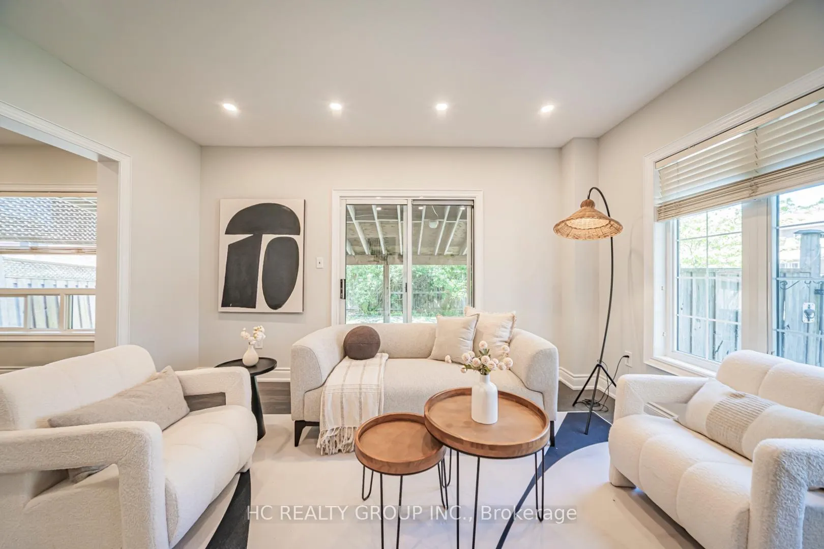 Photo 8 of 483 Menczel Crescent, Newmarket, Summerhill Estates — HOMEH