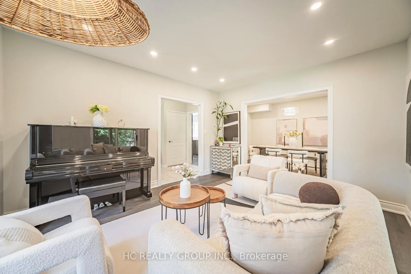Photo 11 of 483 Menczel Crescent, Newmarket, Summerhill Estates — HOMEH