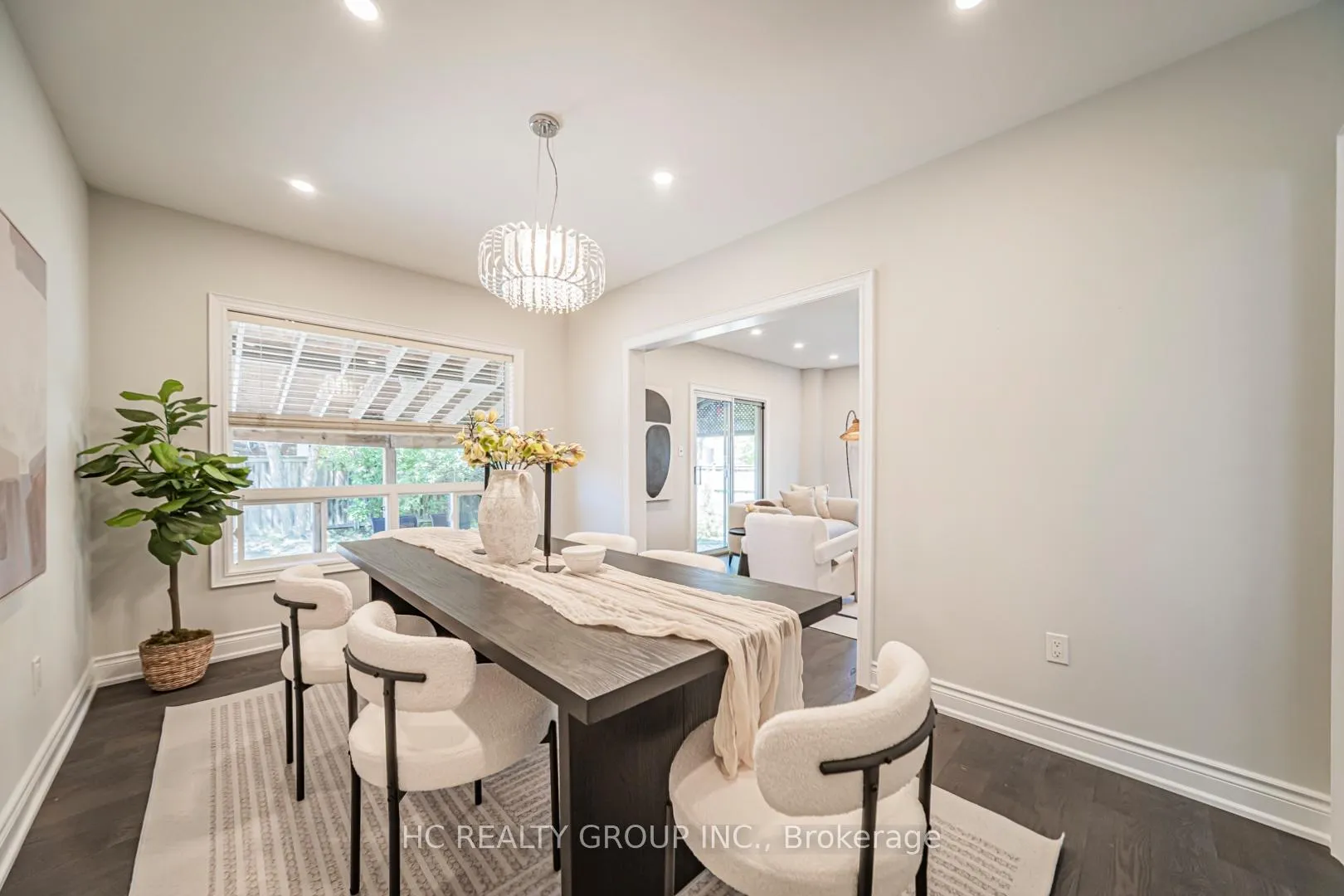 Photo 14 of 483 Menczel Crescent, Newmarket, Summerhill Estates — HOMEH