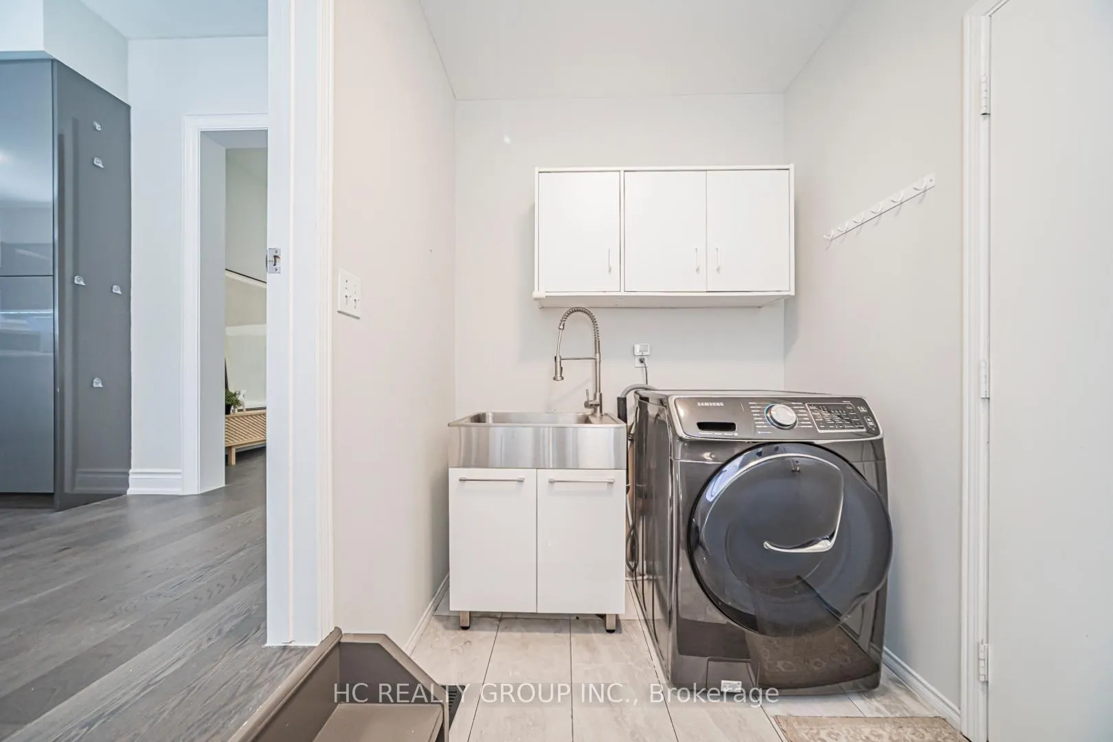 Photo 24 of 483 Menczel Crescent, Newmarket, Summerhill Estates — HOMEH