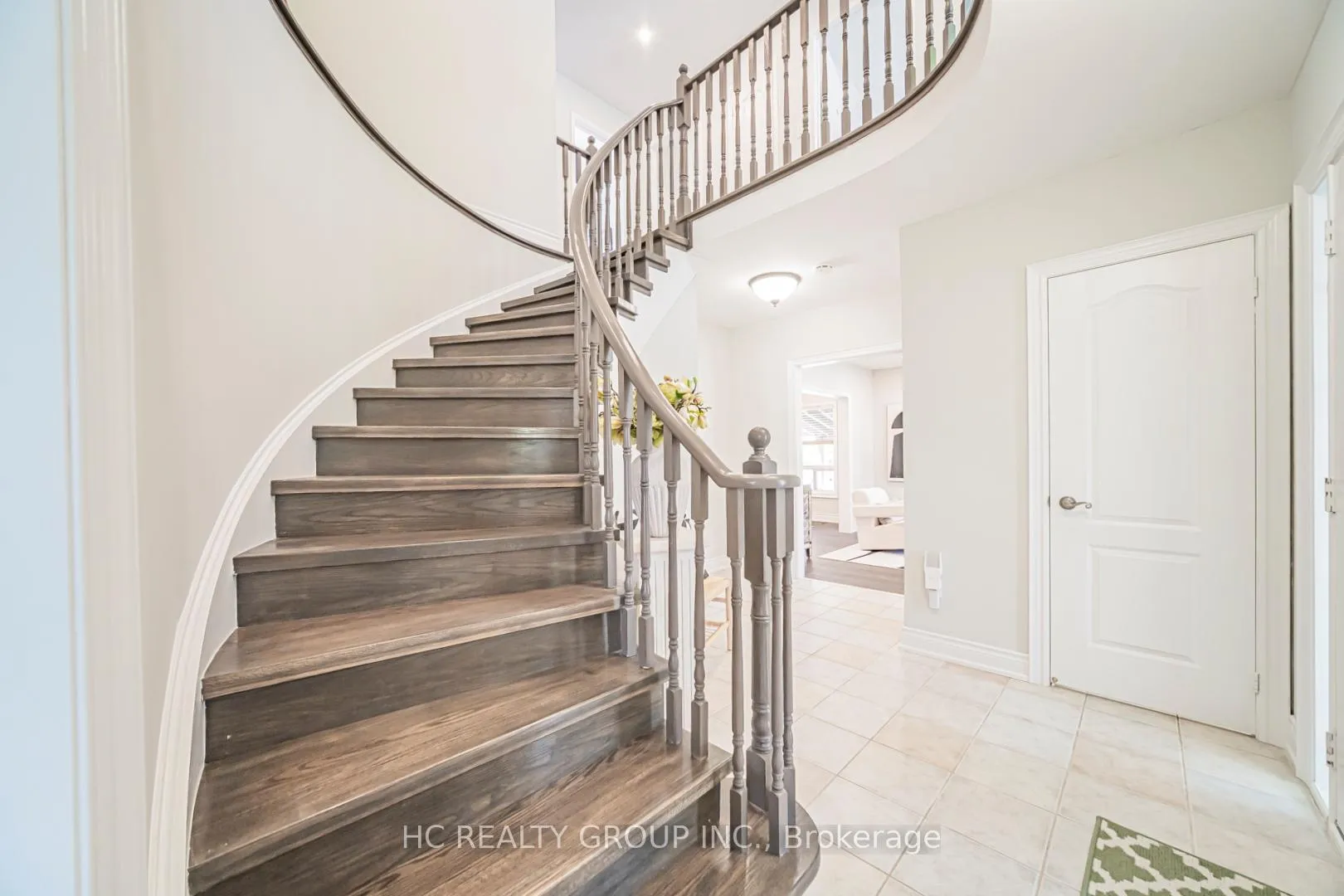 Photo 26 of 483 Menczel Crescent, Newmarket, Summerhill Estates — HOMEH