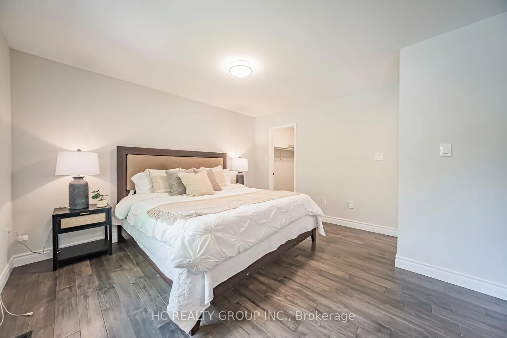 Photo 30 of 483 Menczel Crescent, Newmarket, Summerhill Estates — HOMEH