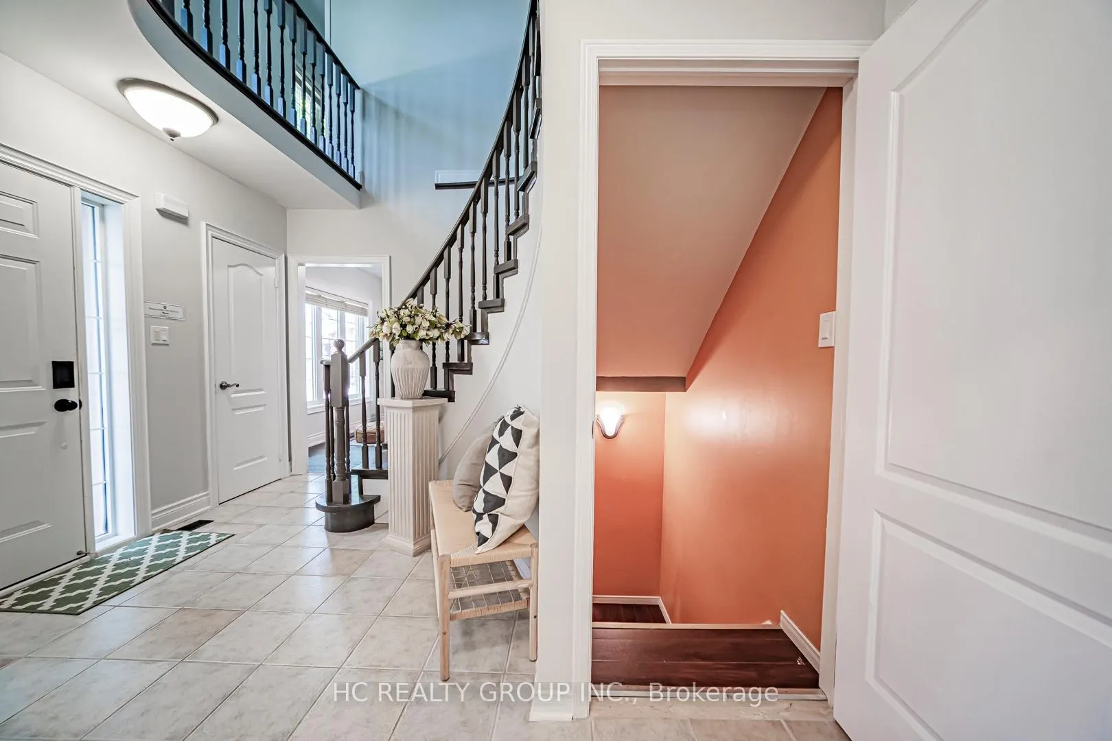 Photo 42 of 483 Menczel Crescent, Newmarket, Summerhill Estates — HOMEH