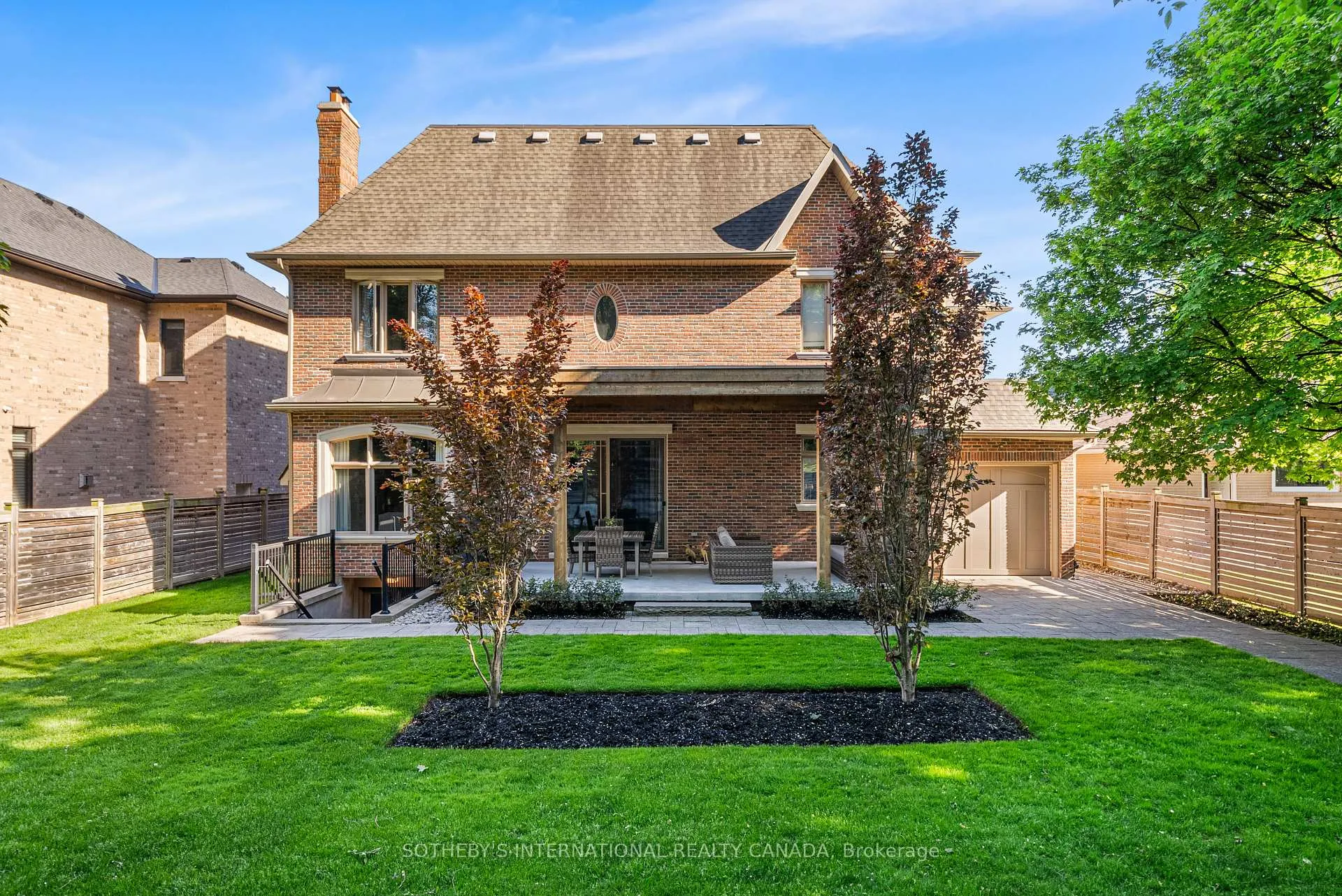 Photo 34 of 6 Weller Crescent, Vaughan, Maple — HOMEH