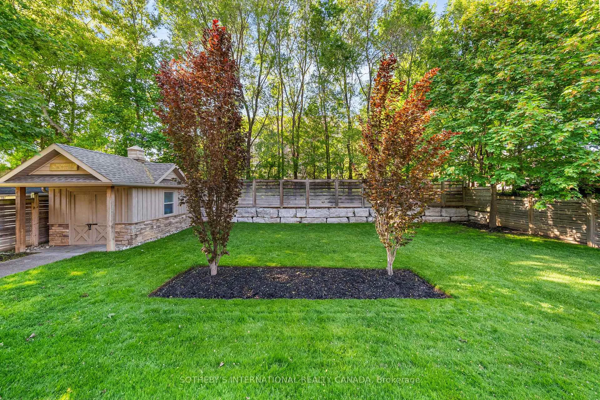 Photo 36 of 6 Weller Crescent, Vaughan, Maple — HOMEH