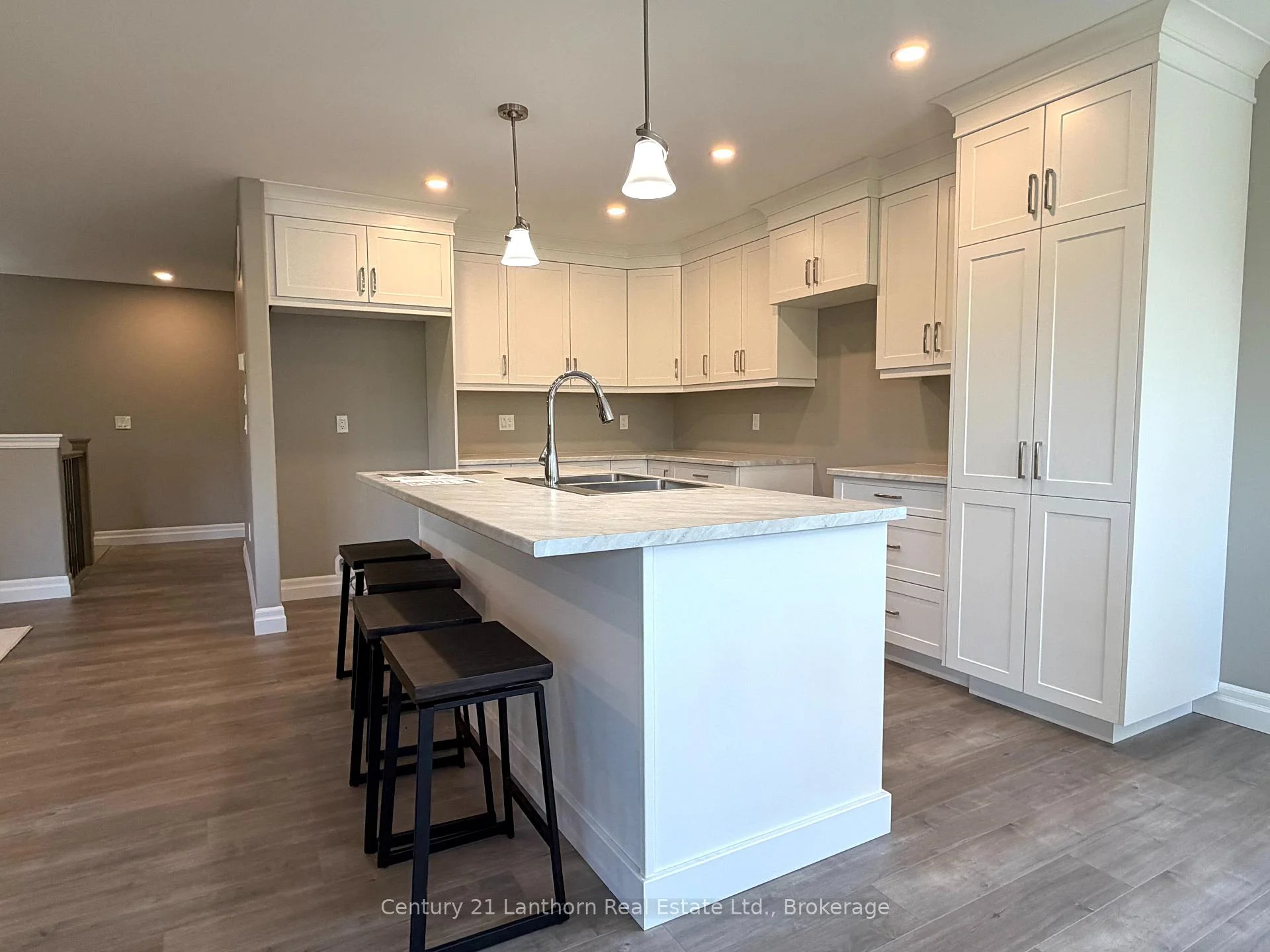 Photo 8 of 811 Black Road, Prince Edward County, Sophiasburgh — HOMEH