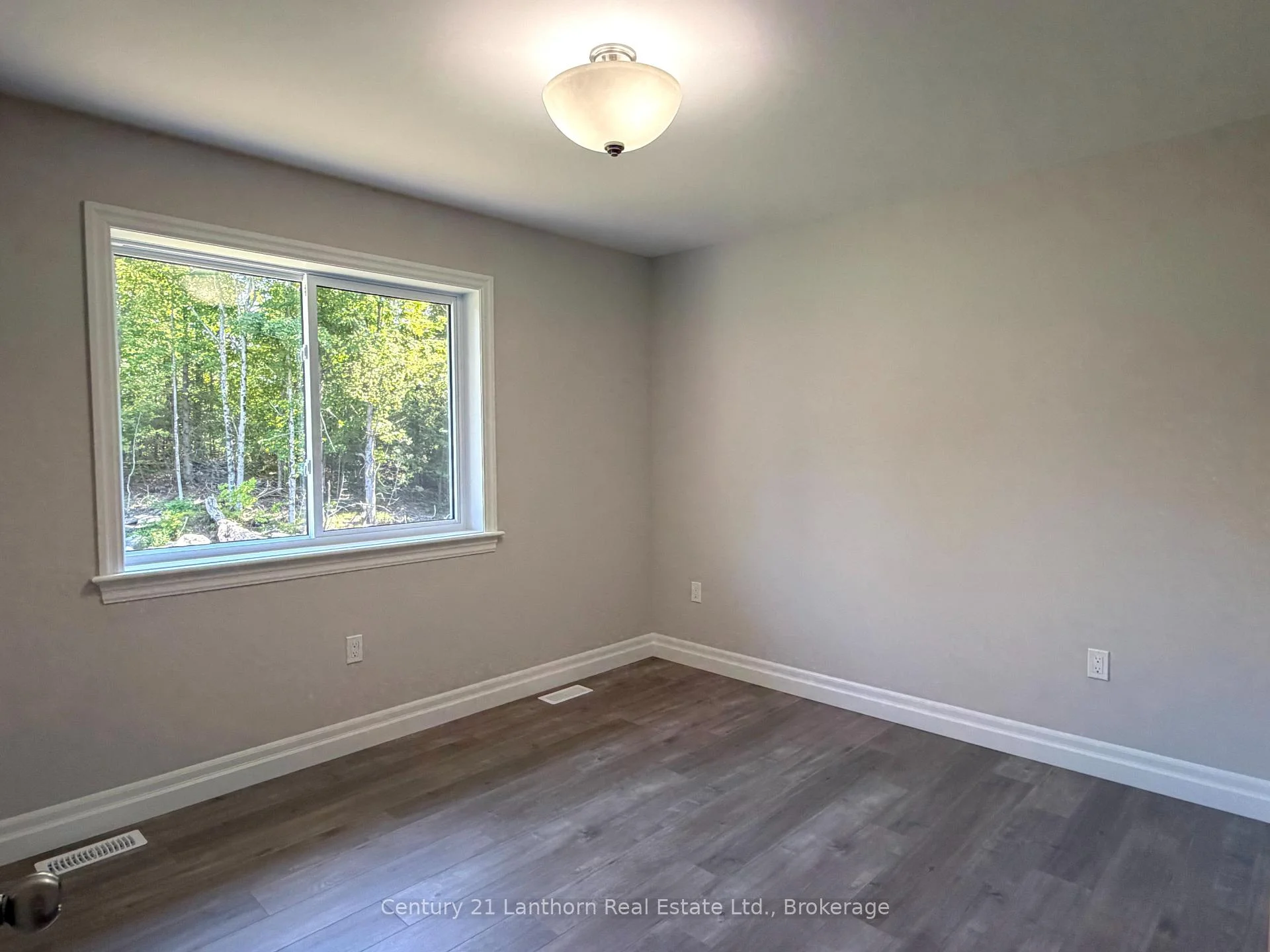 Photo 12 of 811 Black Road, Prince Edward County, Sophiasburgh — HOMEH