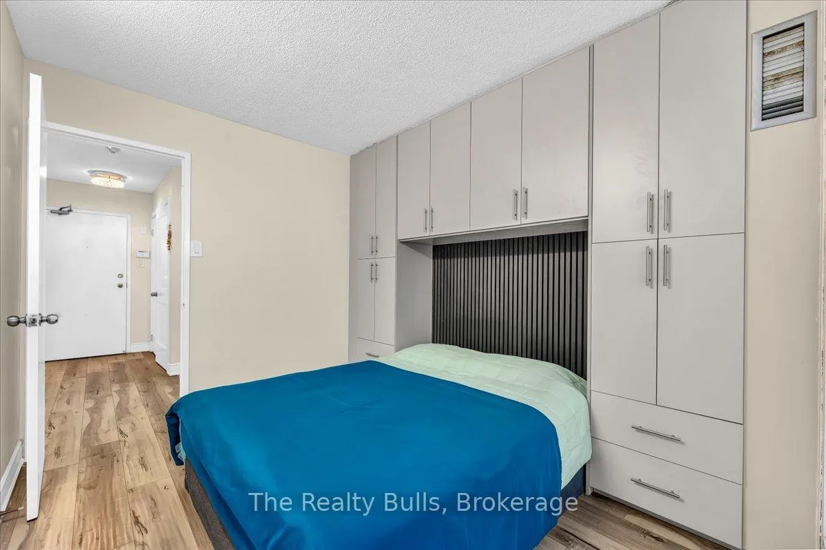 Photo 40 of Unit 701, 26 Hanover Road, Brampton, Queen Street Corridor — HOMEH