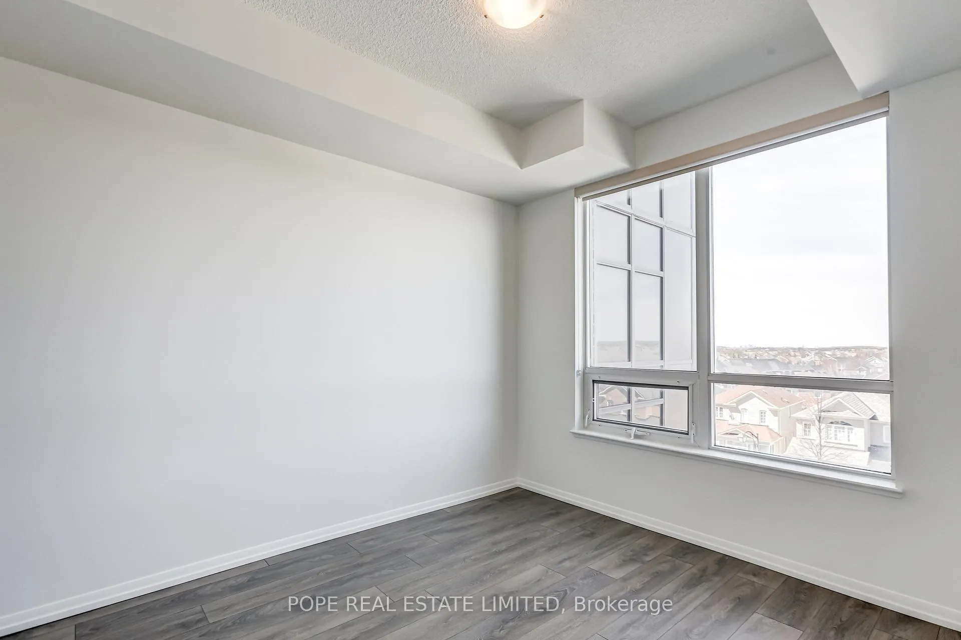 Photo 23 of Unit 520, 540 Bur Oak Avenue, Markham, Berczy — HOMEH
