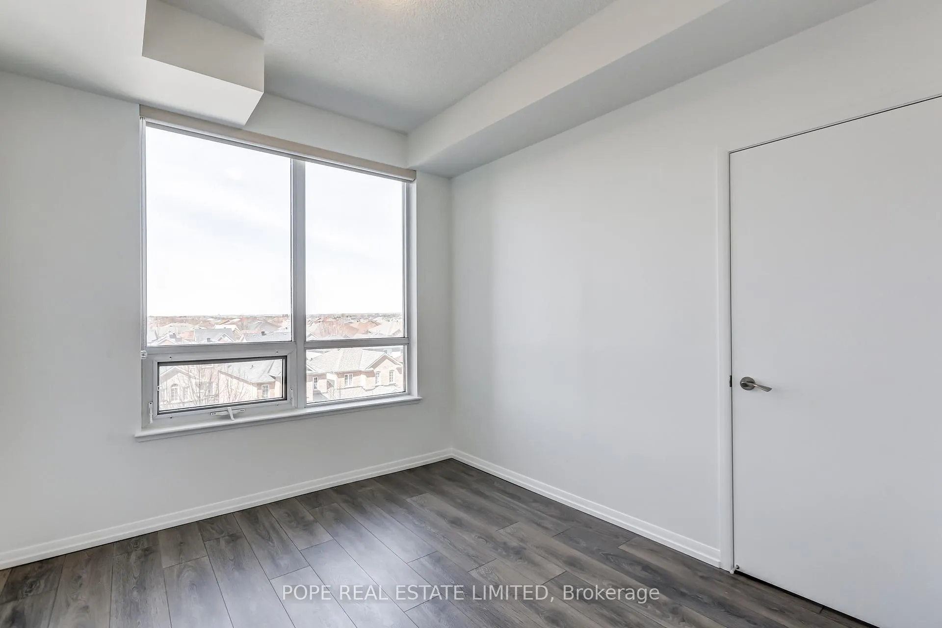 Photo 24 of Unit 520, 540 Bur Oak Avenue, Markham, Berczy — HOMEH