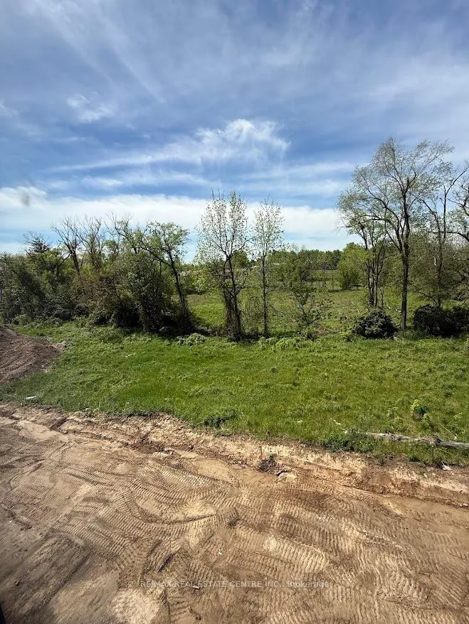 Photo 11 of Unit 52, 313 Conklin Road, Brantford — HOMEH